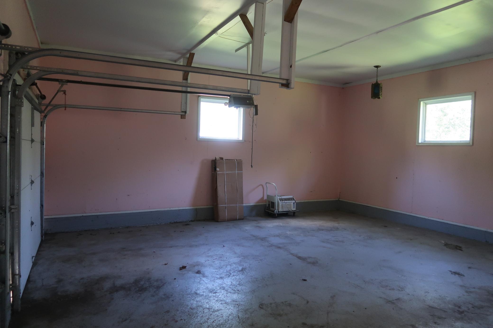 10 3rd Avenue Property Photo 10