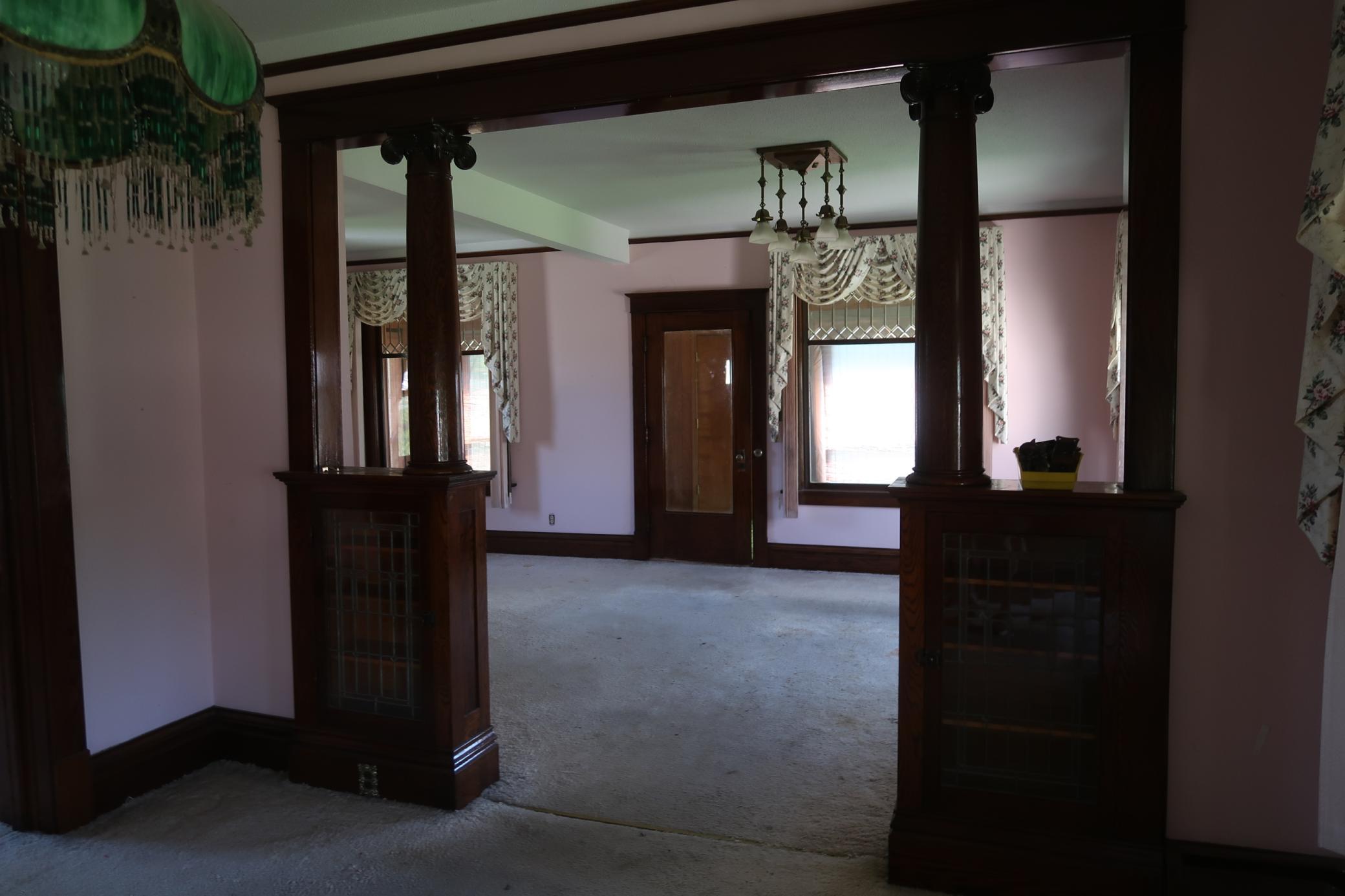 10 3rd Avenue Property Photo 15