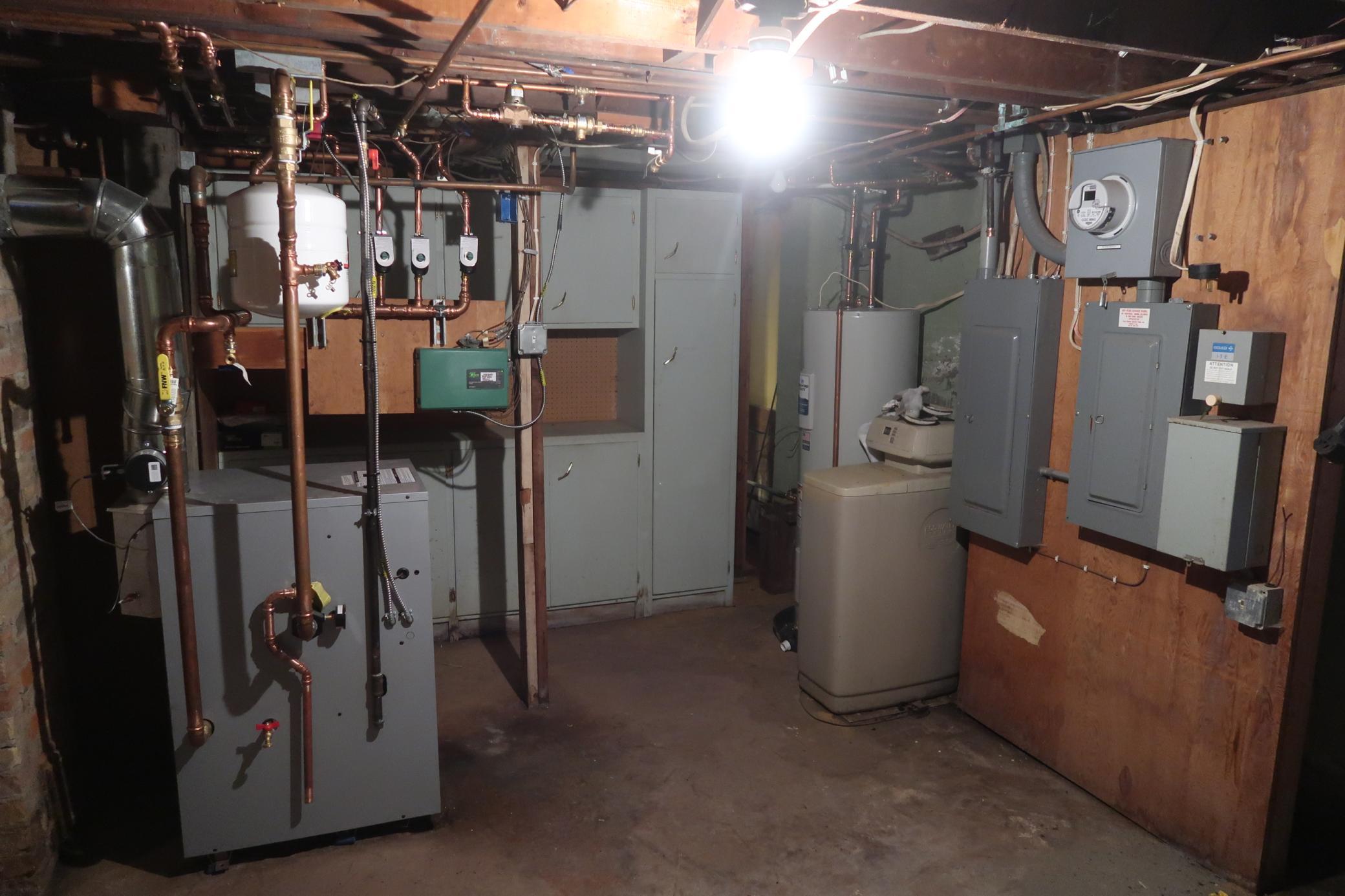 10 3rd Avenue Property Photo 30