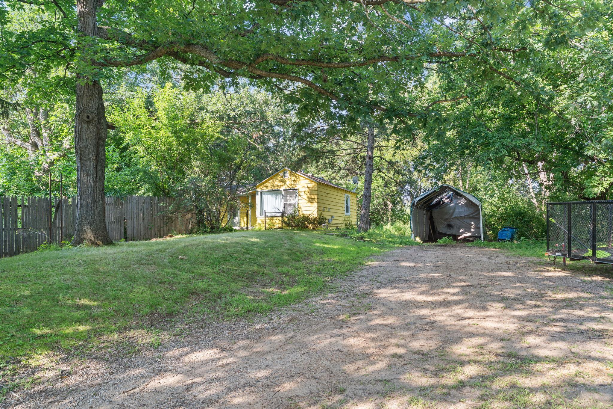 4508 Williston Road Property Photo 1