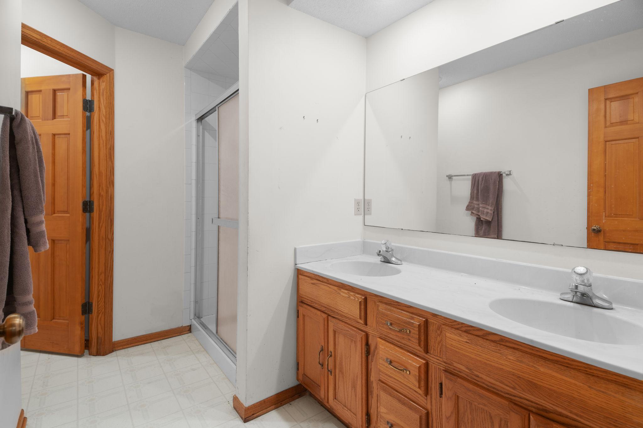 4512 Williston Road Property Photo 18