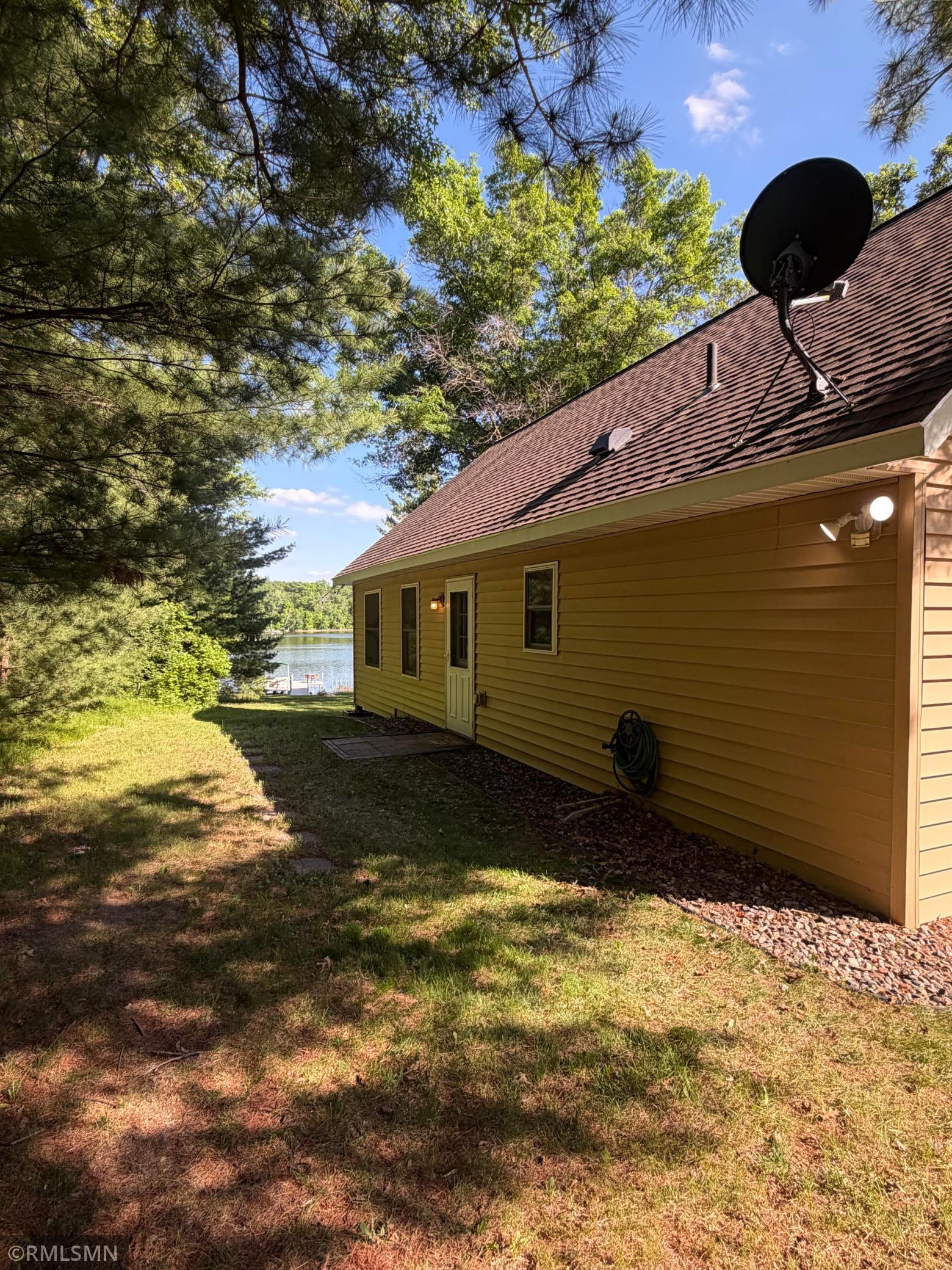 39806 Pine Island Point Trail Property Photo 3