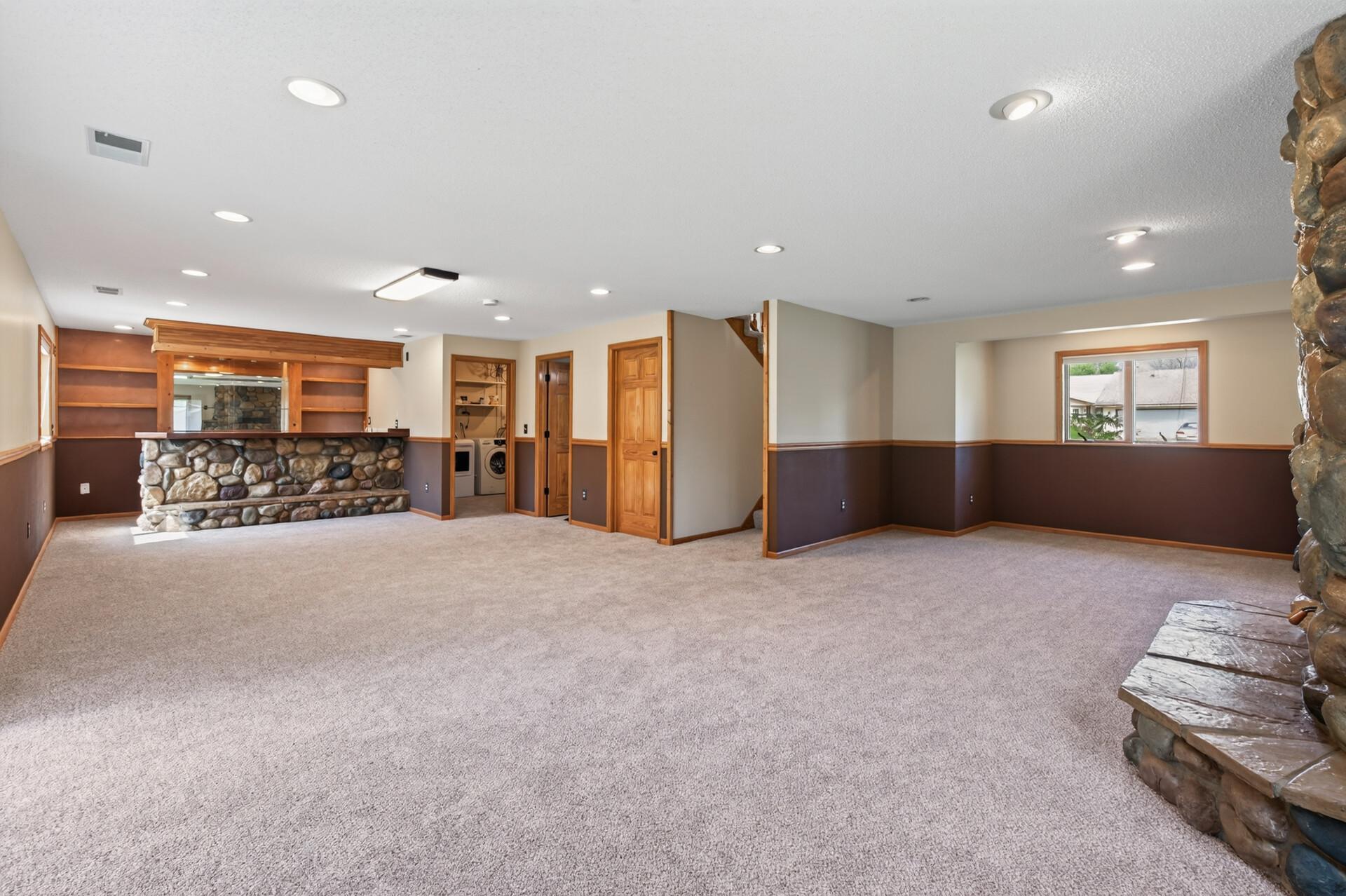 486 193rd Lane Ne Property Photo 1