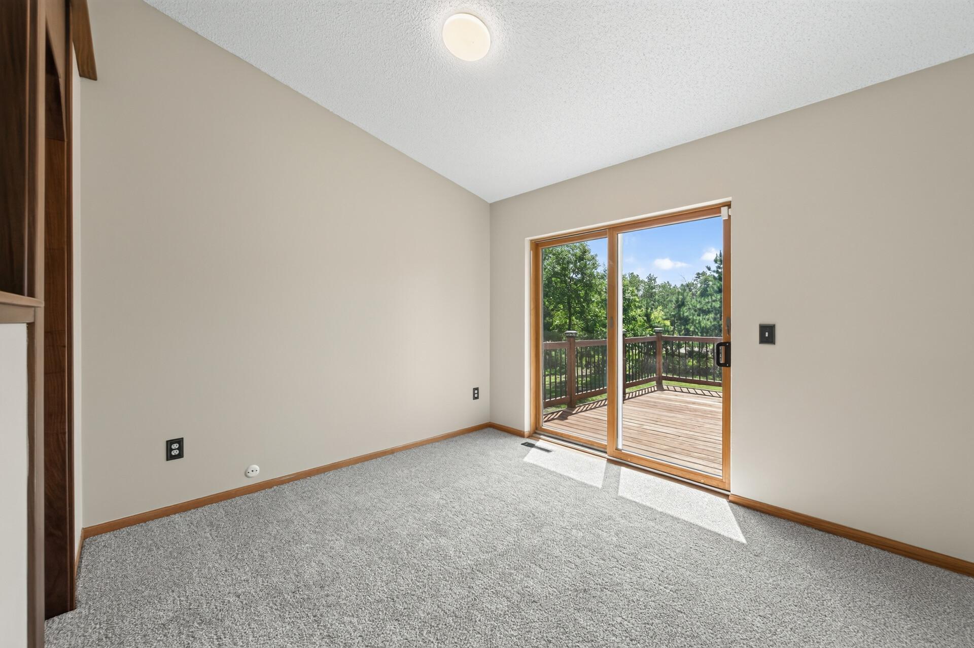 486 193rd Lane Ne Property Photo 10