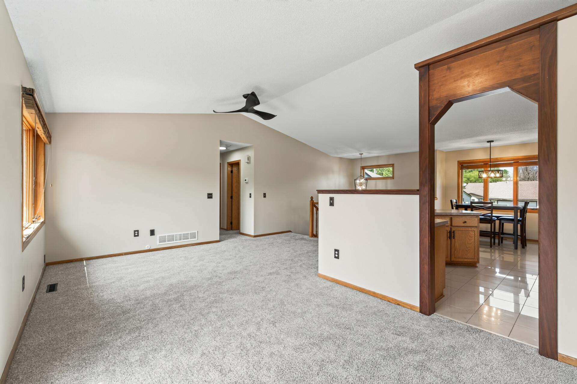 486 193rd Lane Ne Property Photo 12
