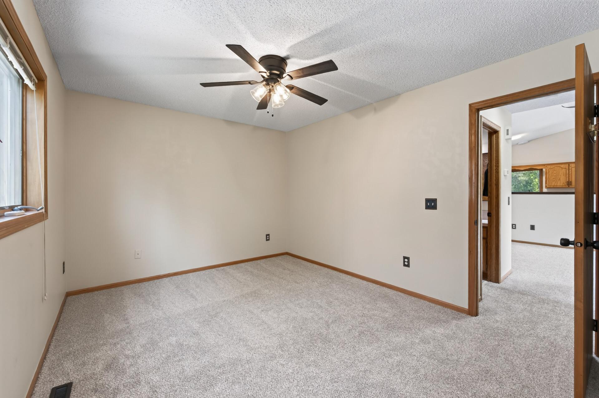 486 193rd Lane Ne Property Photo 20