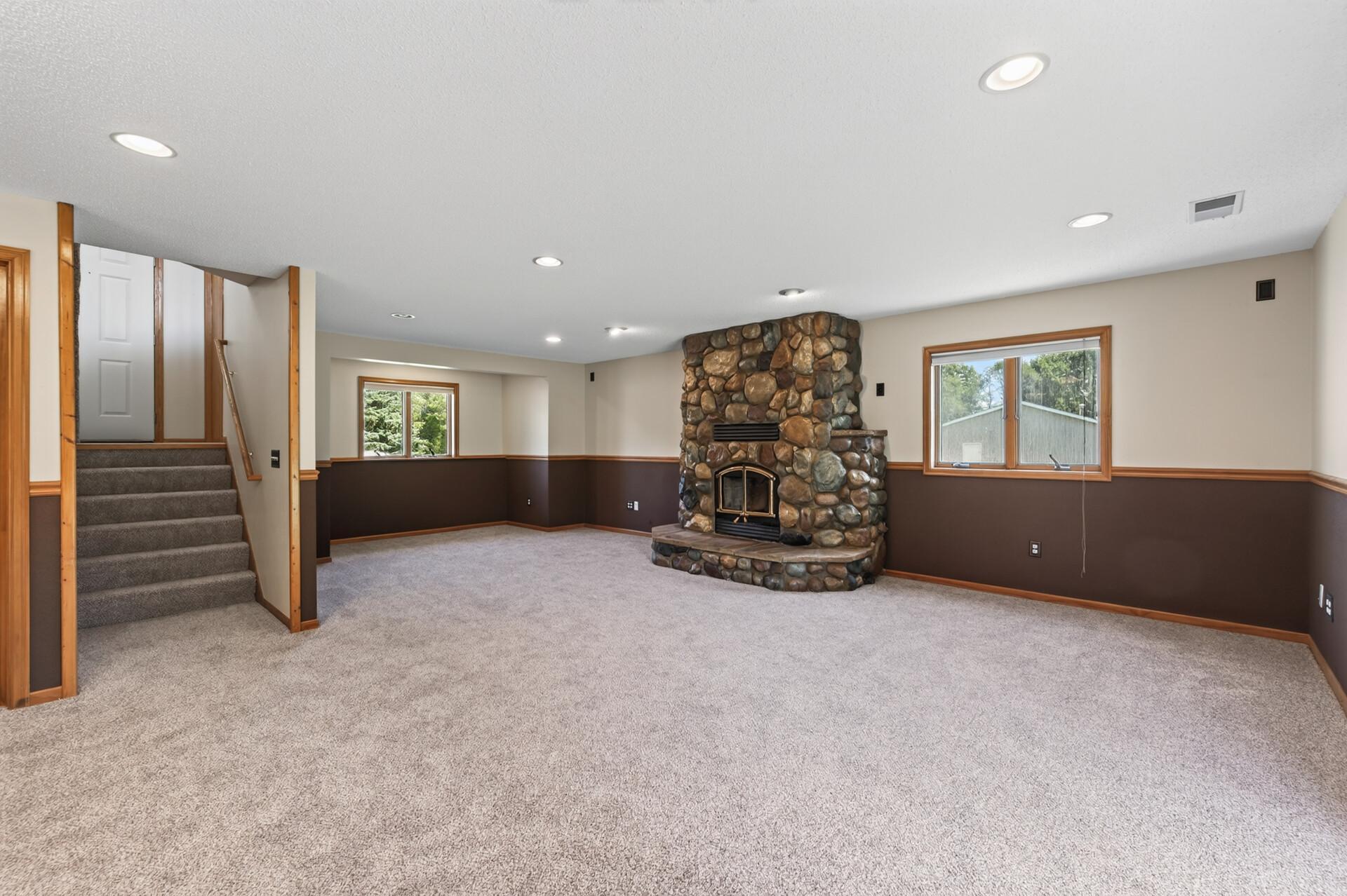486 193rd Lane Ne Property Photo 27