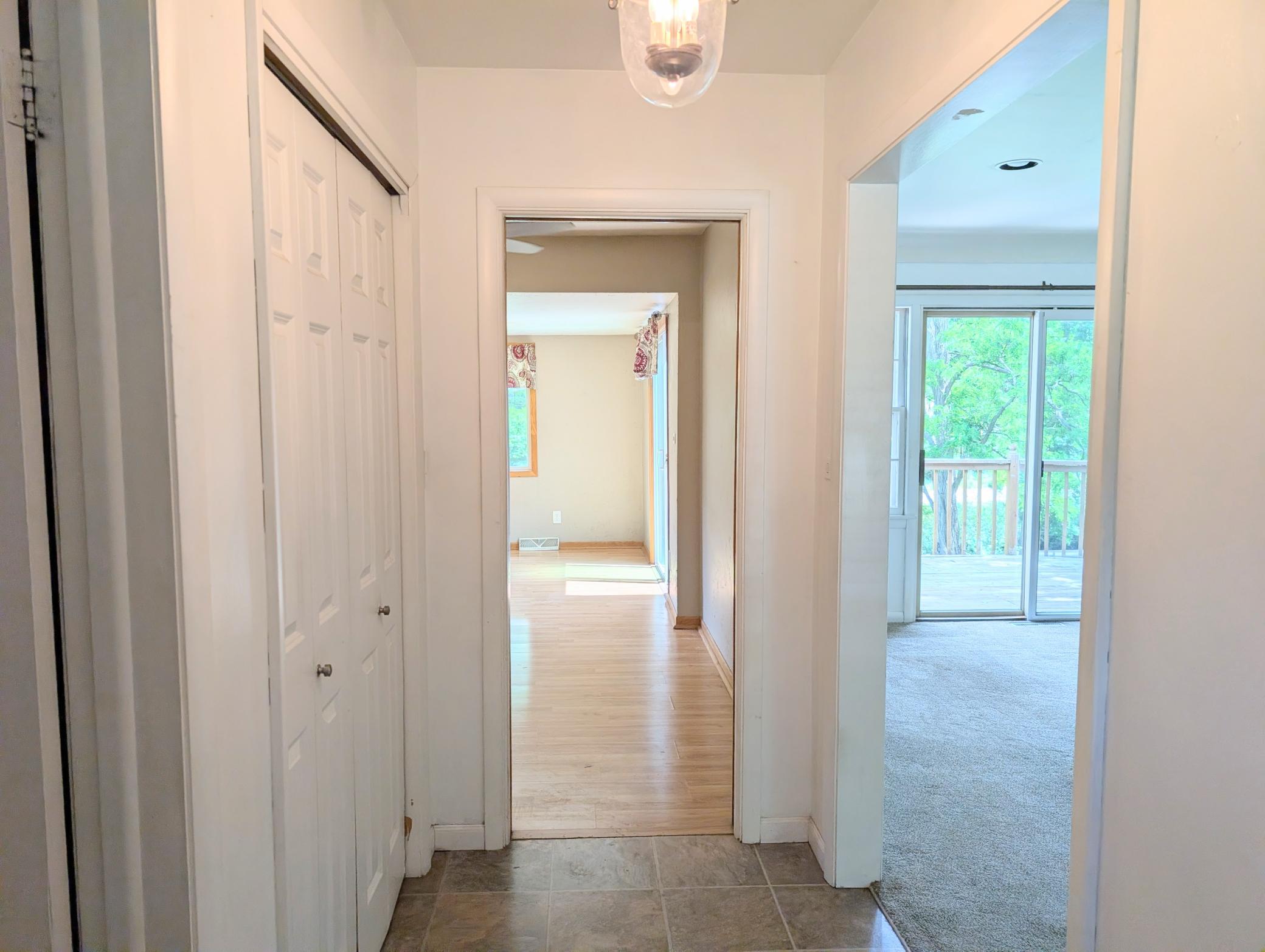 202 North Lane Property Photo 13