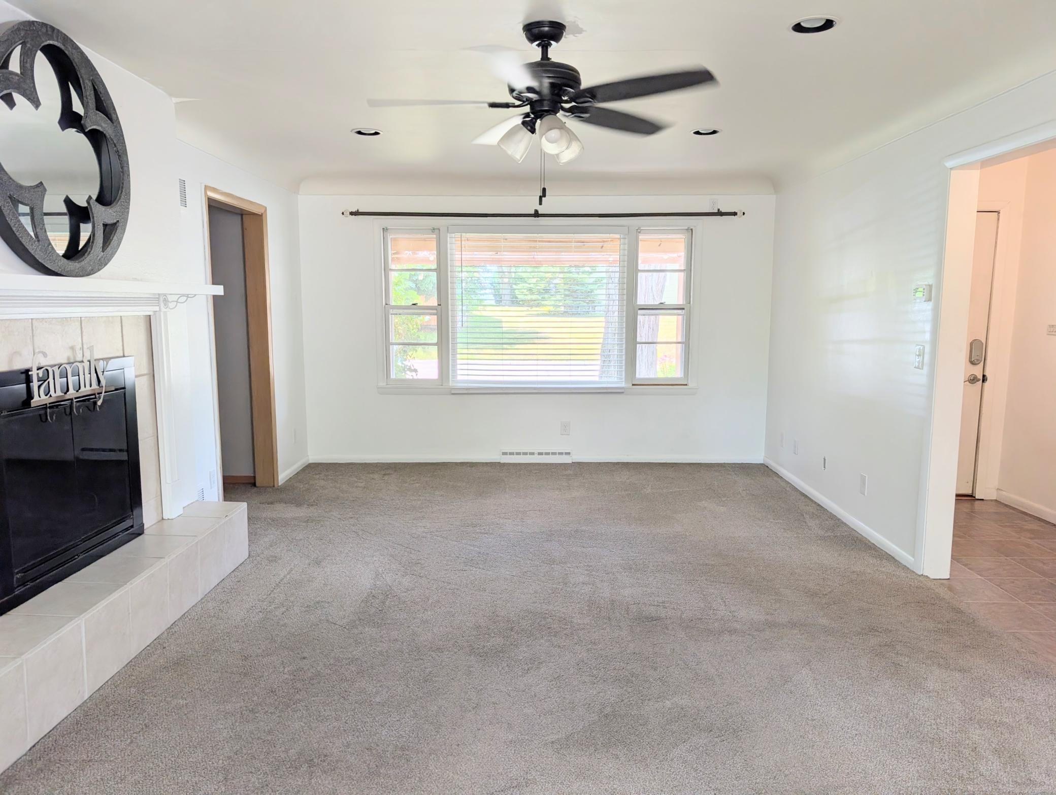 202 North Lane Property Photo 25