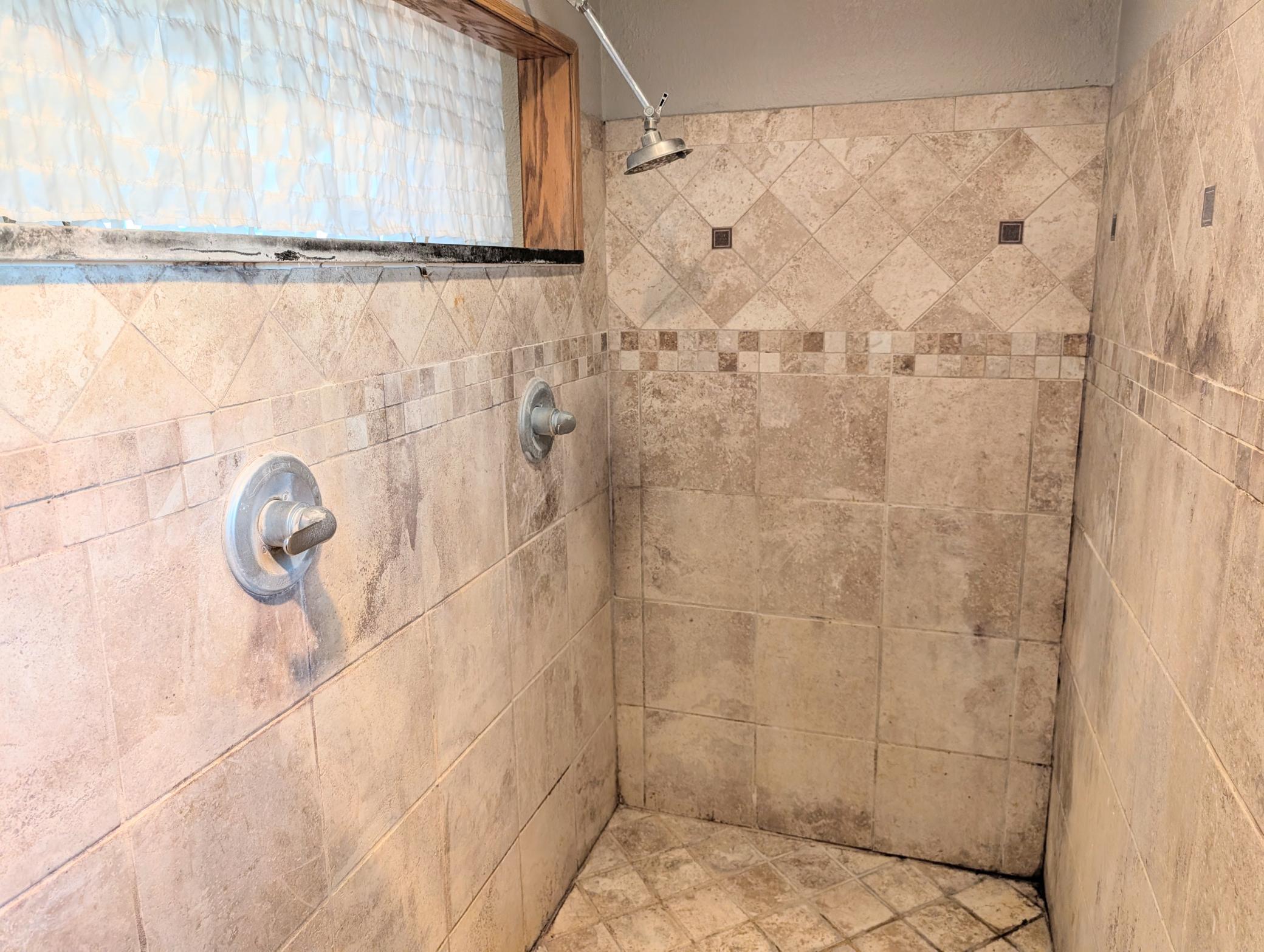 202 North Lane Property Photo 32