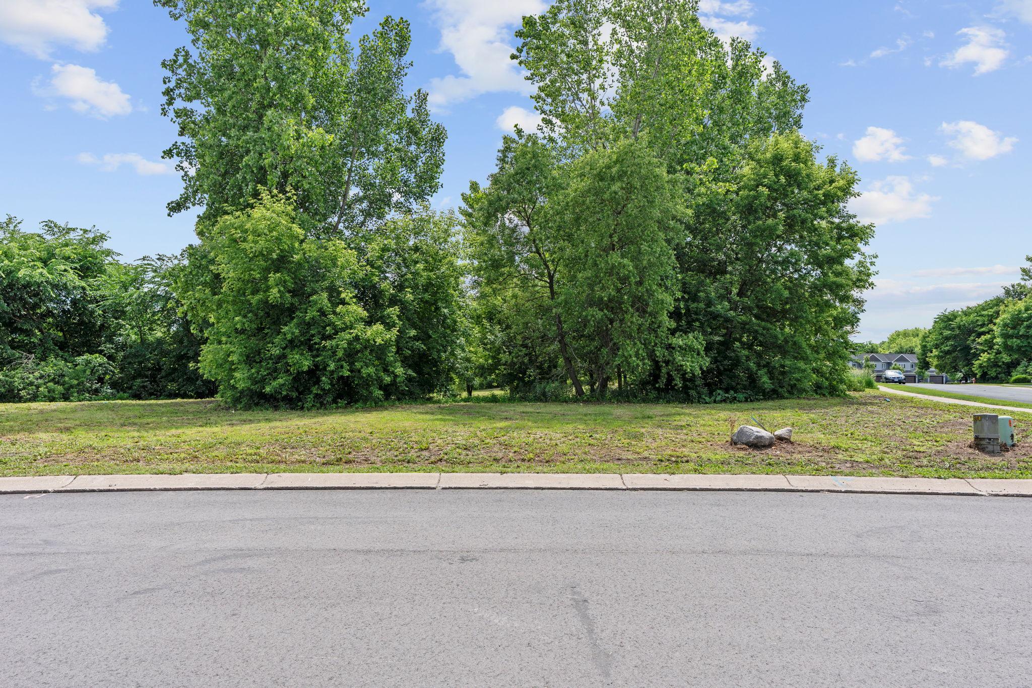7195 Sterling Drive Property Photo 6
