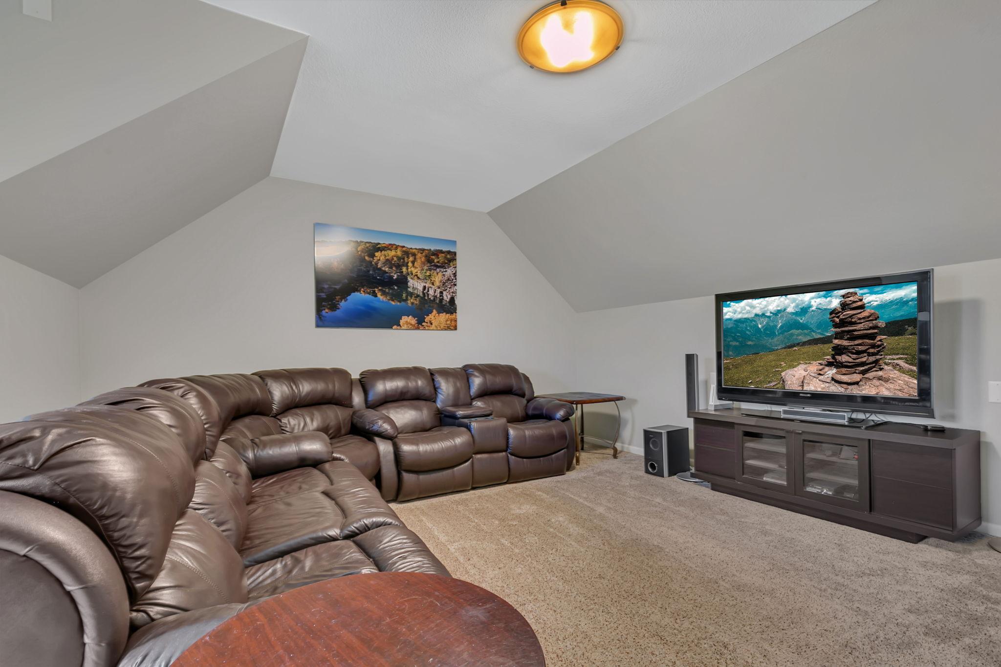 1640 Pebble Creek Drive Property Photo 33