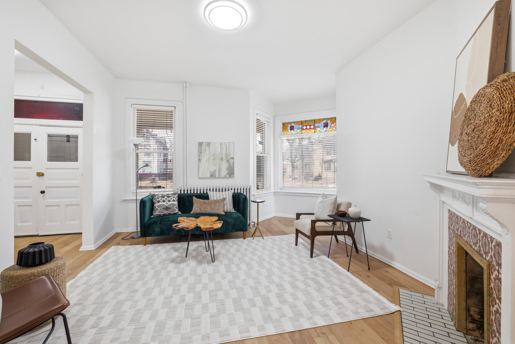 546 Ashland Avenue Property Photo 6