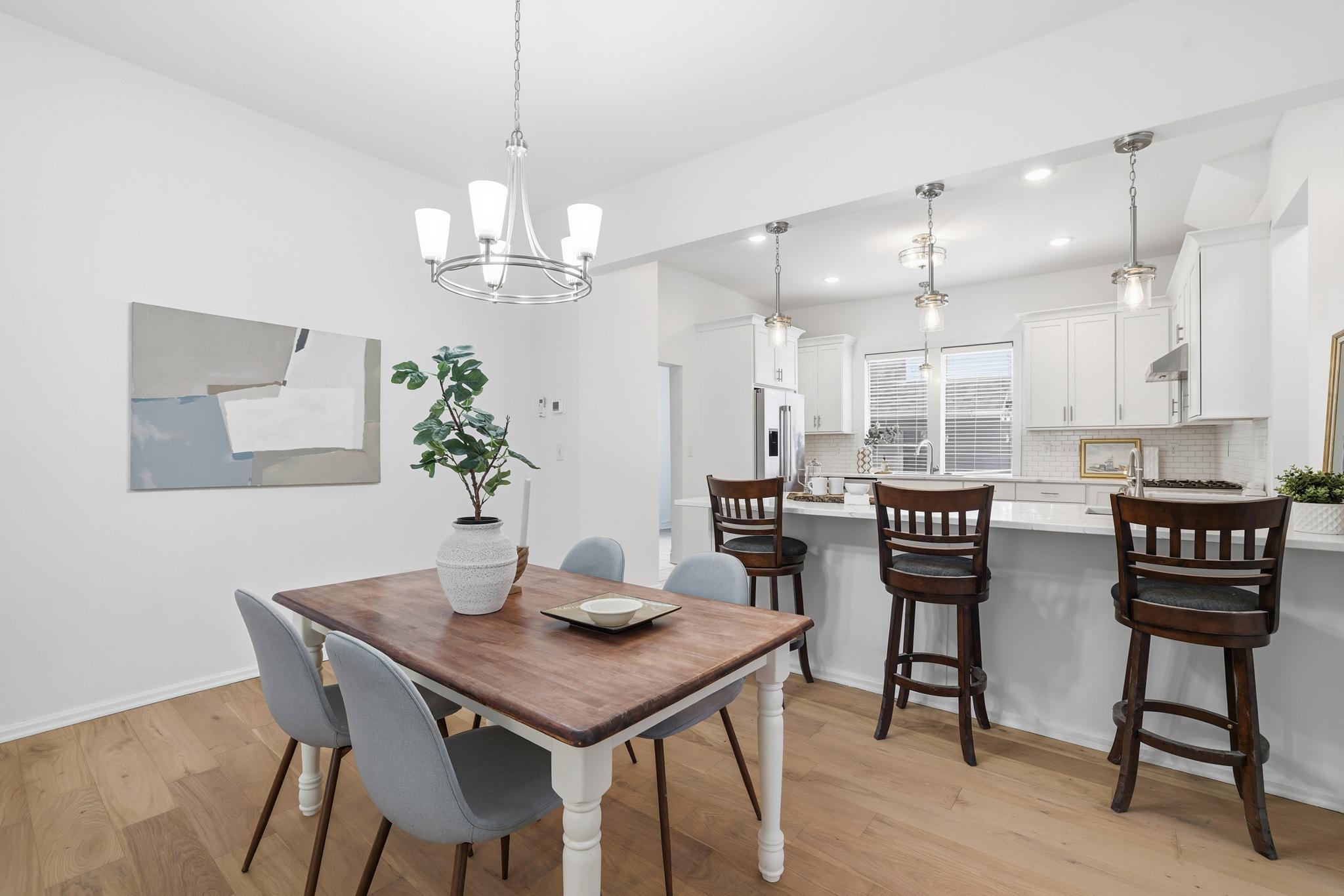 546 Ashland Avenue Property Photo 11