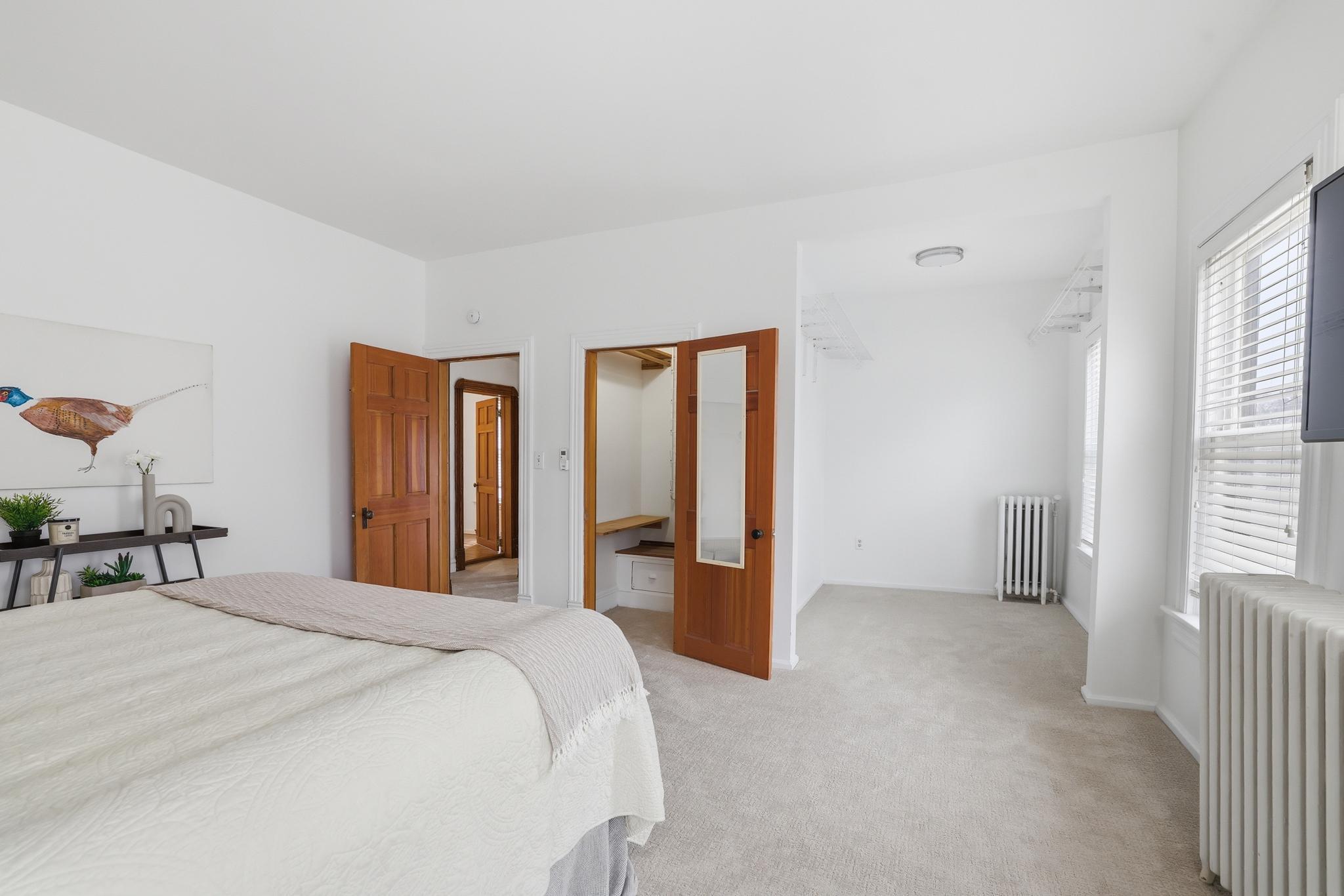 546 Ashland Avenue Property Photo 22