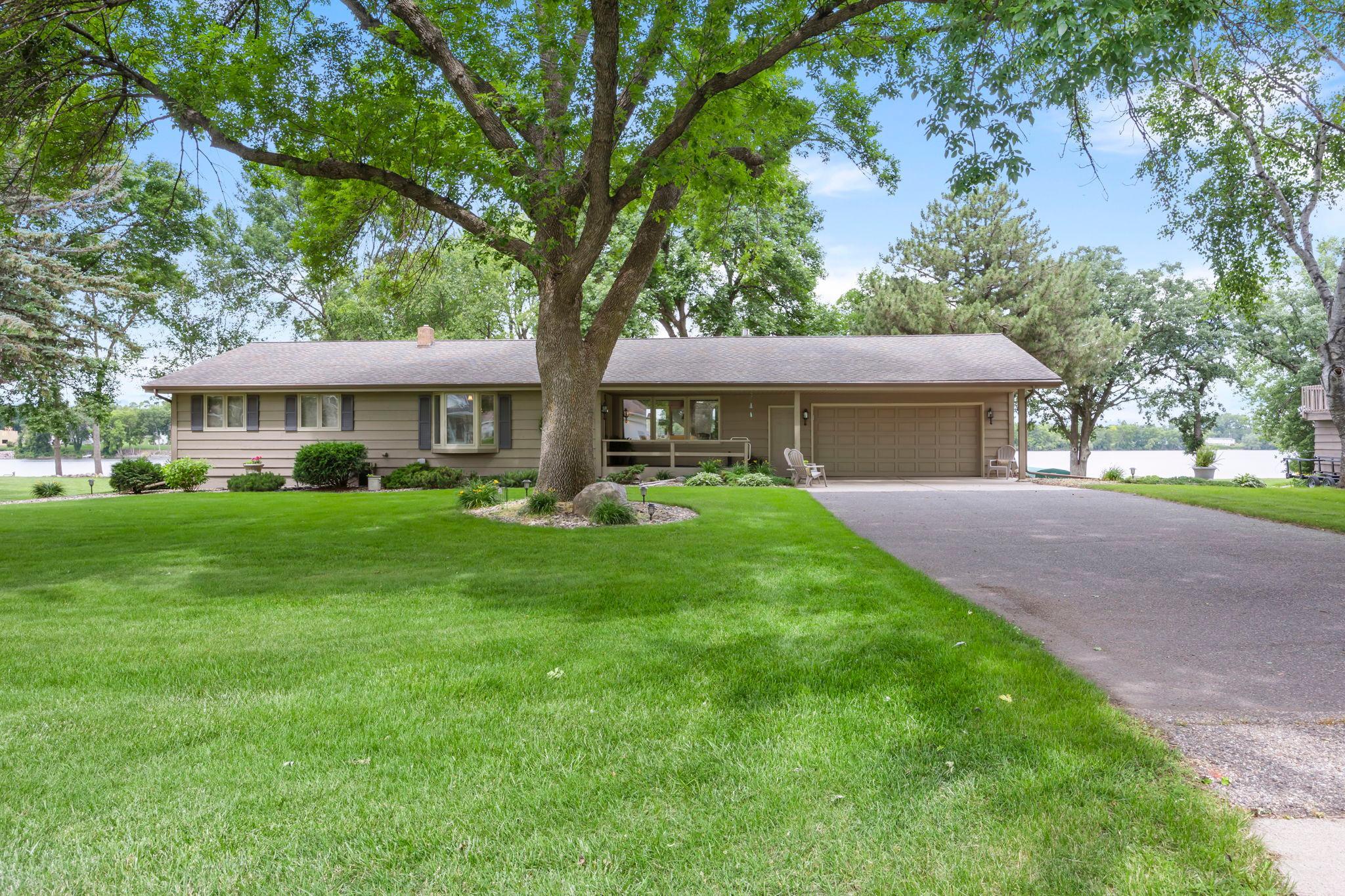 830 Lakewood Drive Sw Property Photo 1