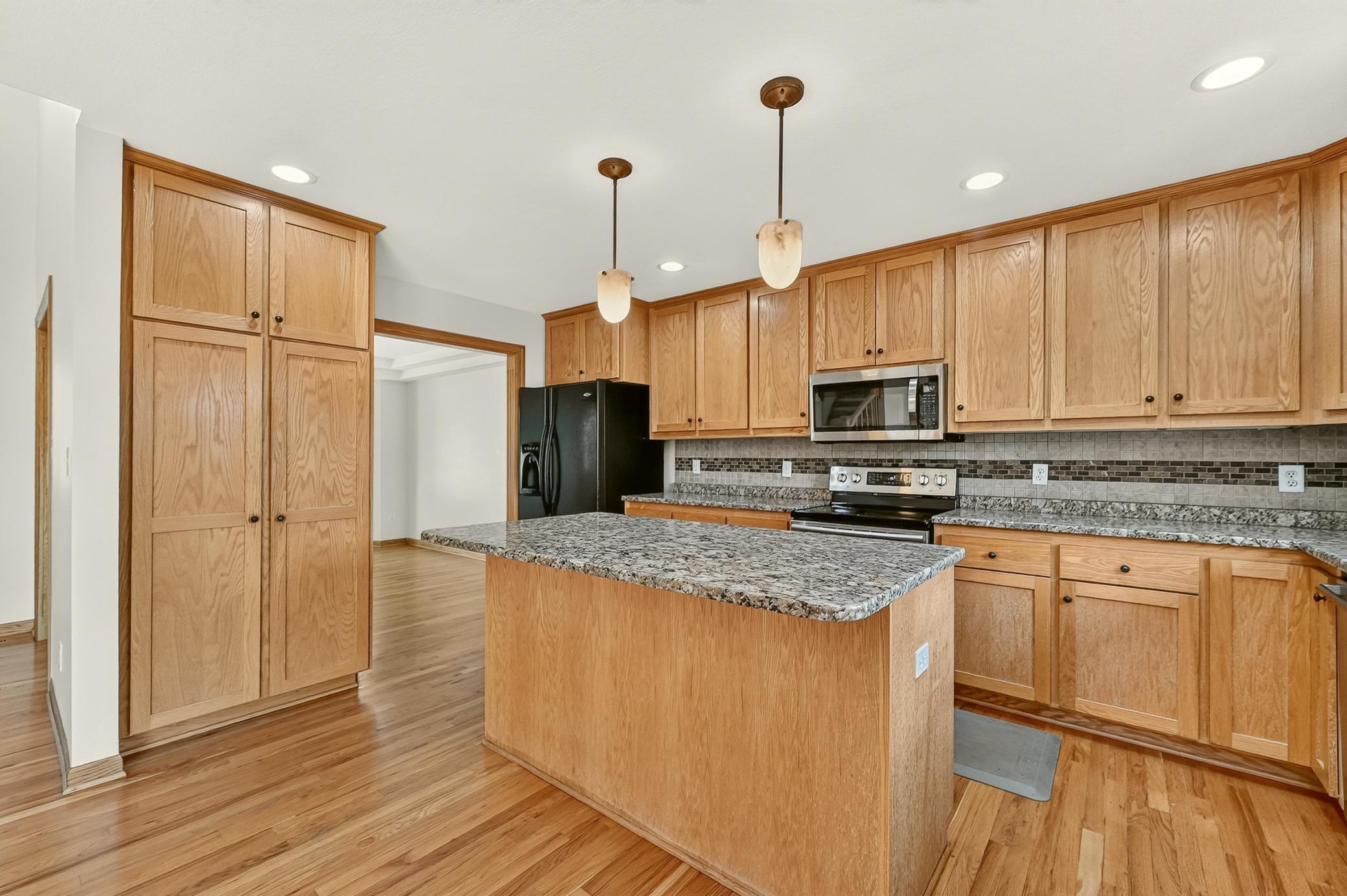 2144 Jade Lane Ne Property Photo 11
