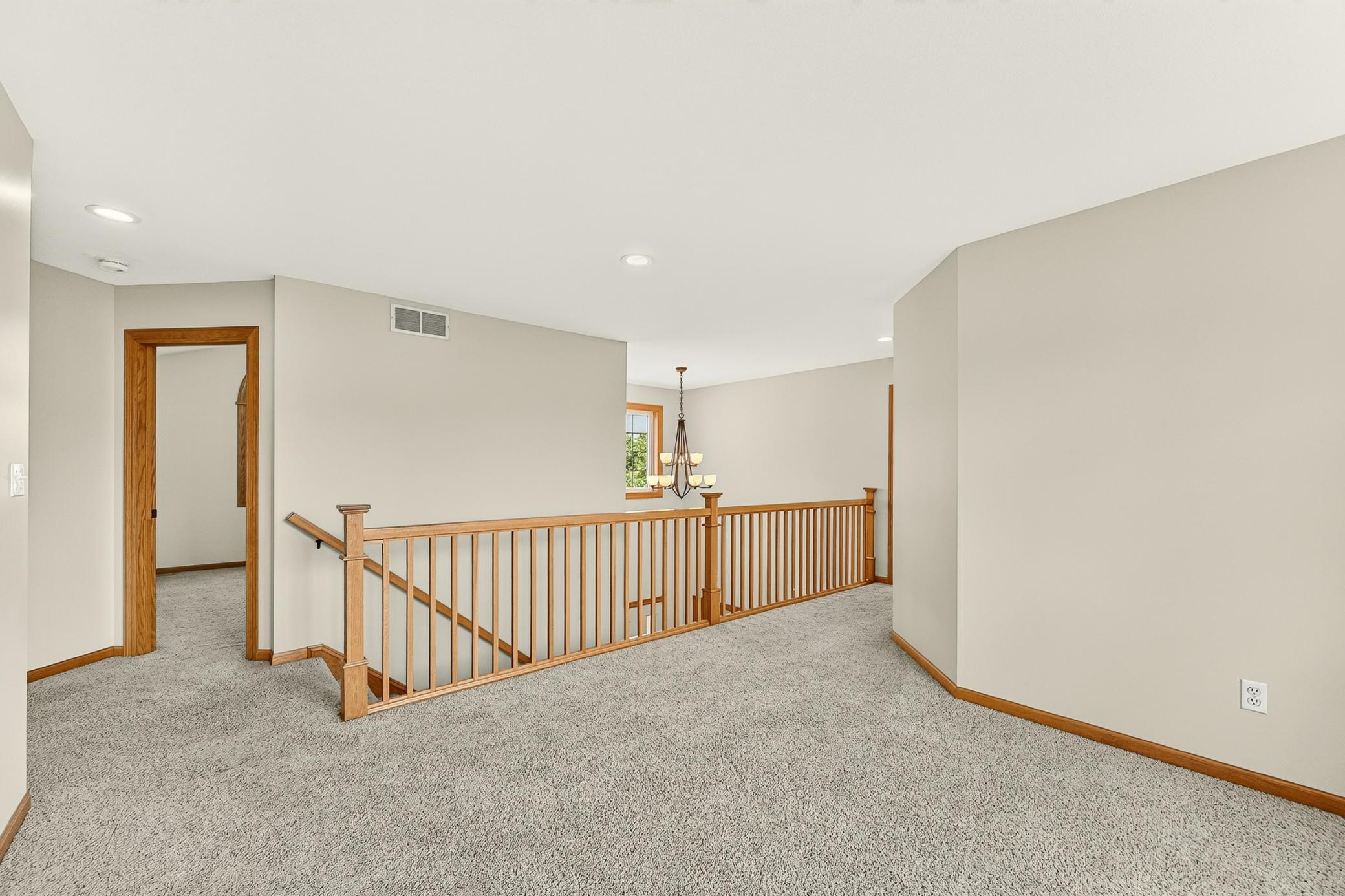2144 Jade Lane Ne Property Photo 18