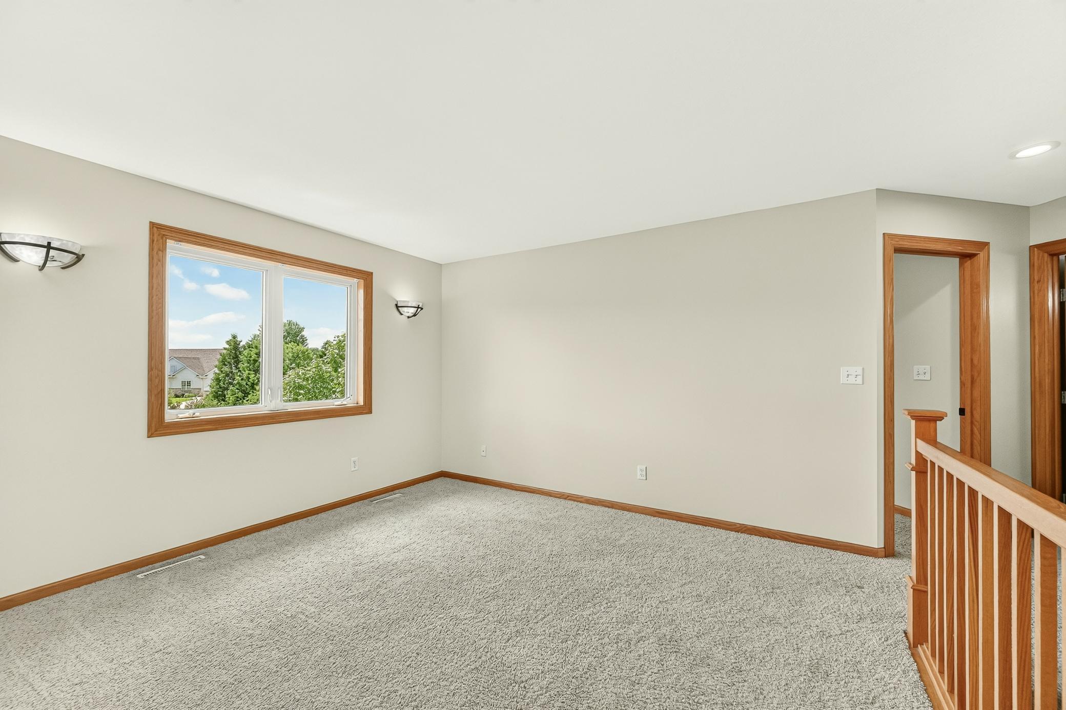 2144 Jade Lane Ne Property Photo 20