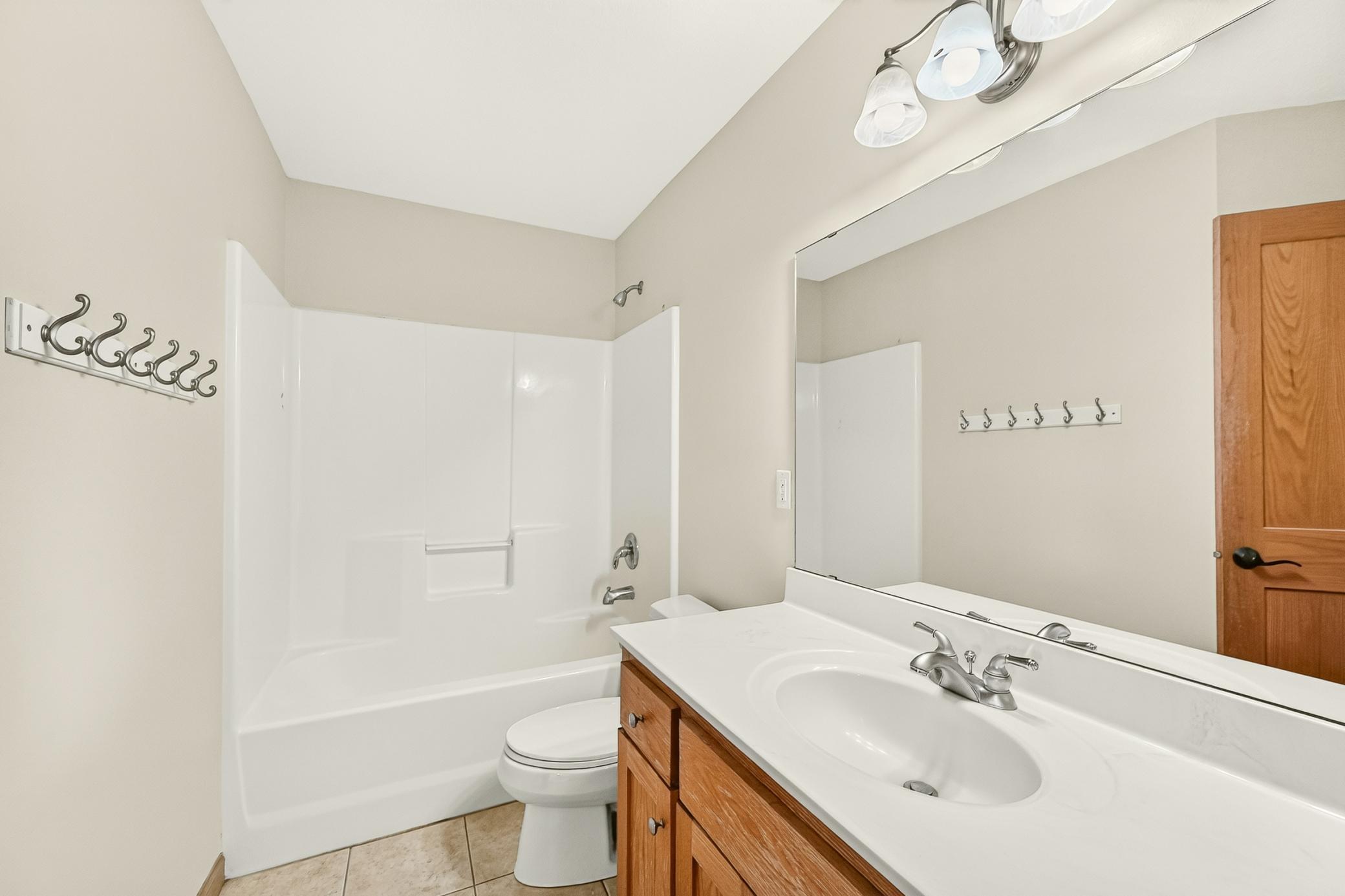 2144 Jade Lane Ne Property Photo 28