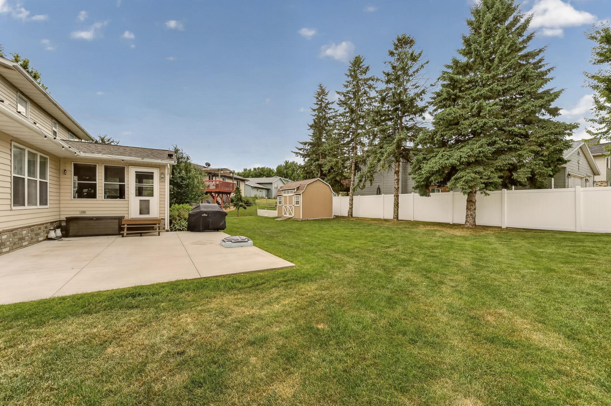 819 3 1/2 Avenue Nw Property Photo 3