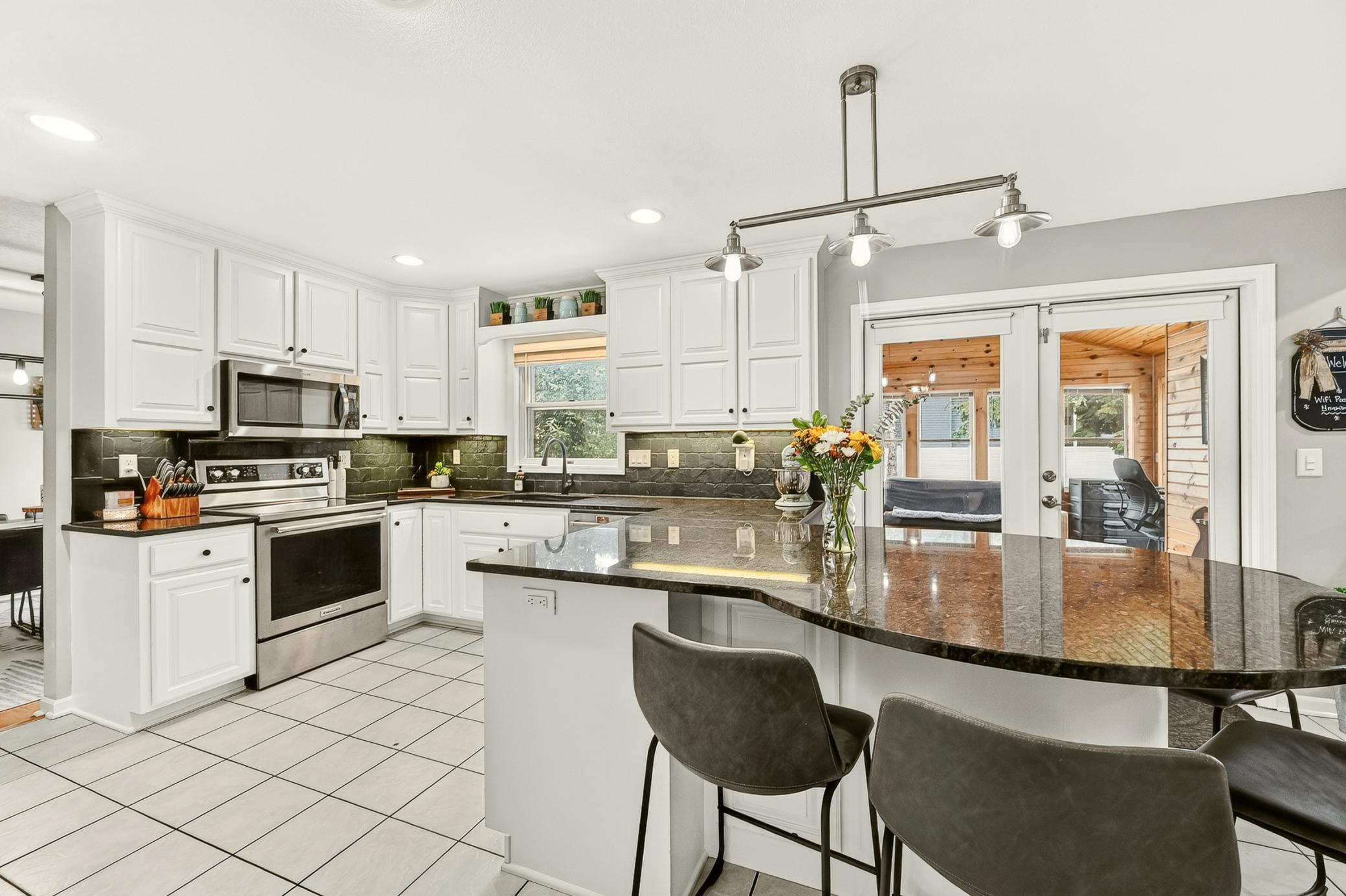 819 3 1/2 Avenue Nw Property Photo 13