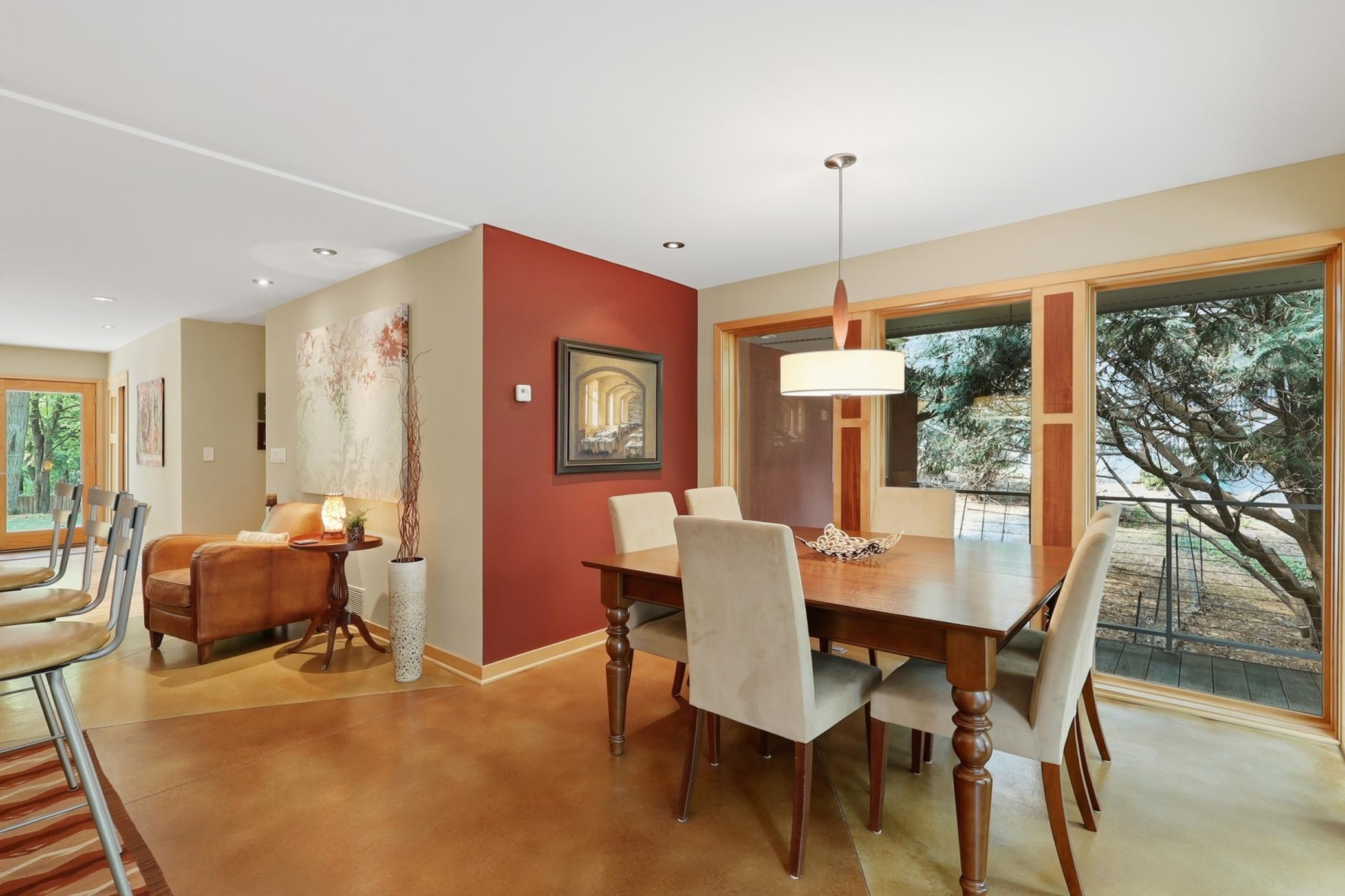 18416 Ridgewood Road Property Photo 14