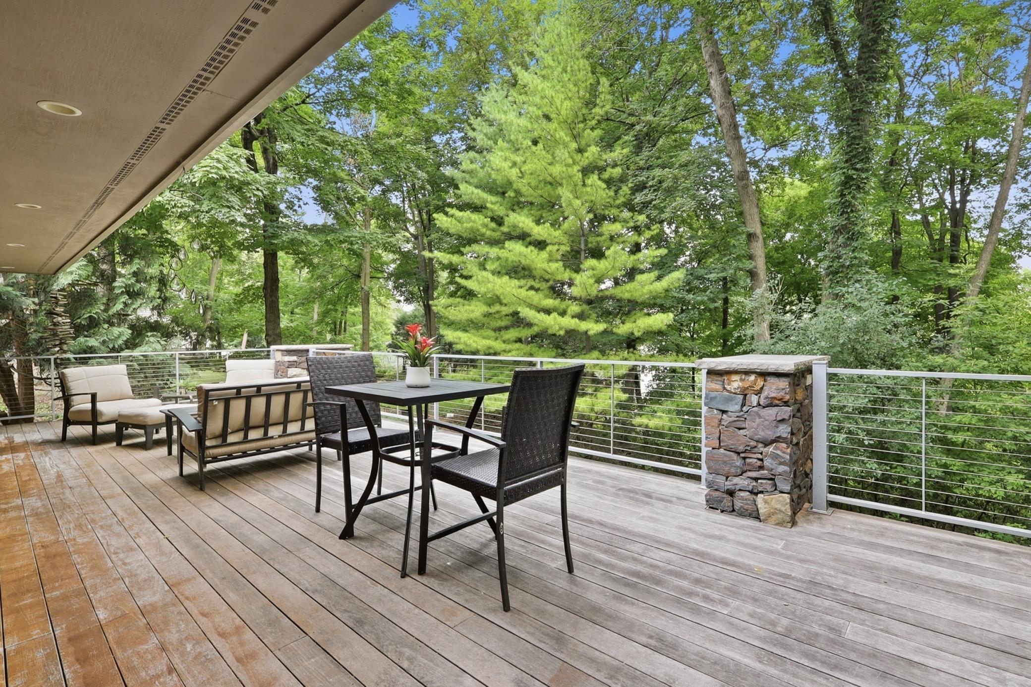 18416 Ridgewood Road Property Photo 32