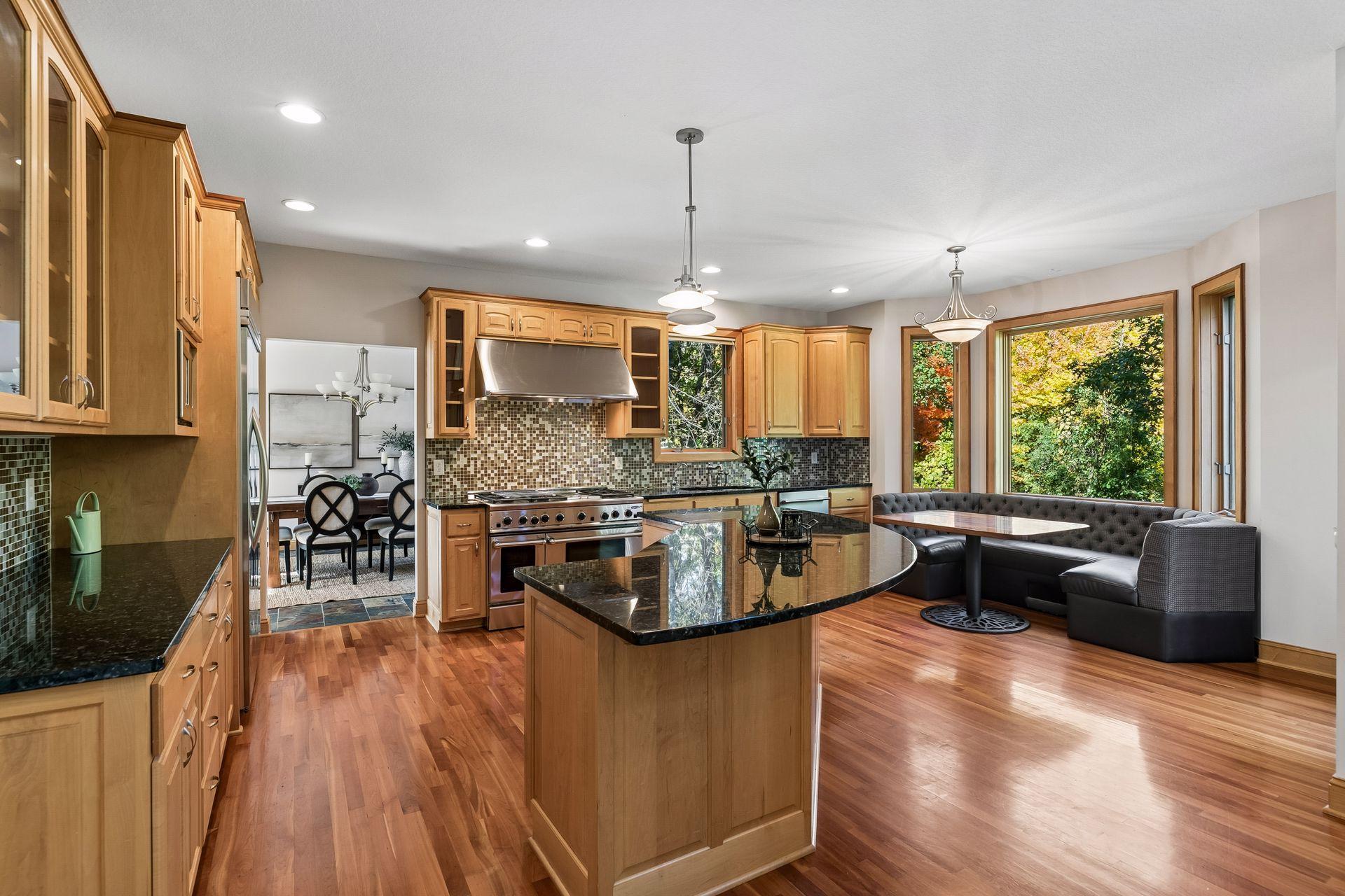 6582 Willow Court Property Photo 10