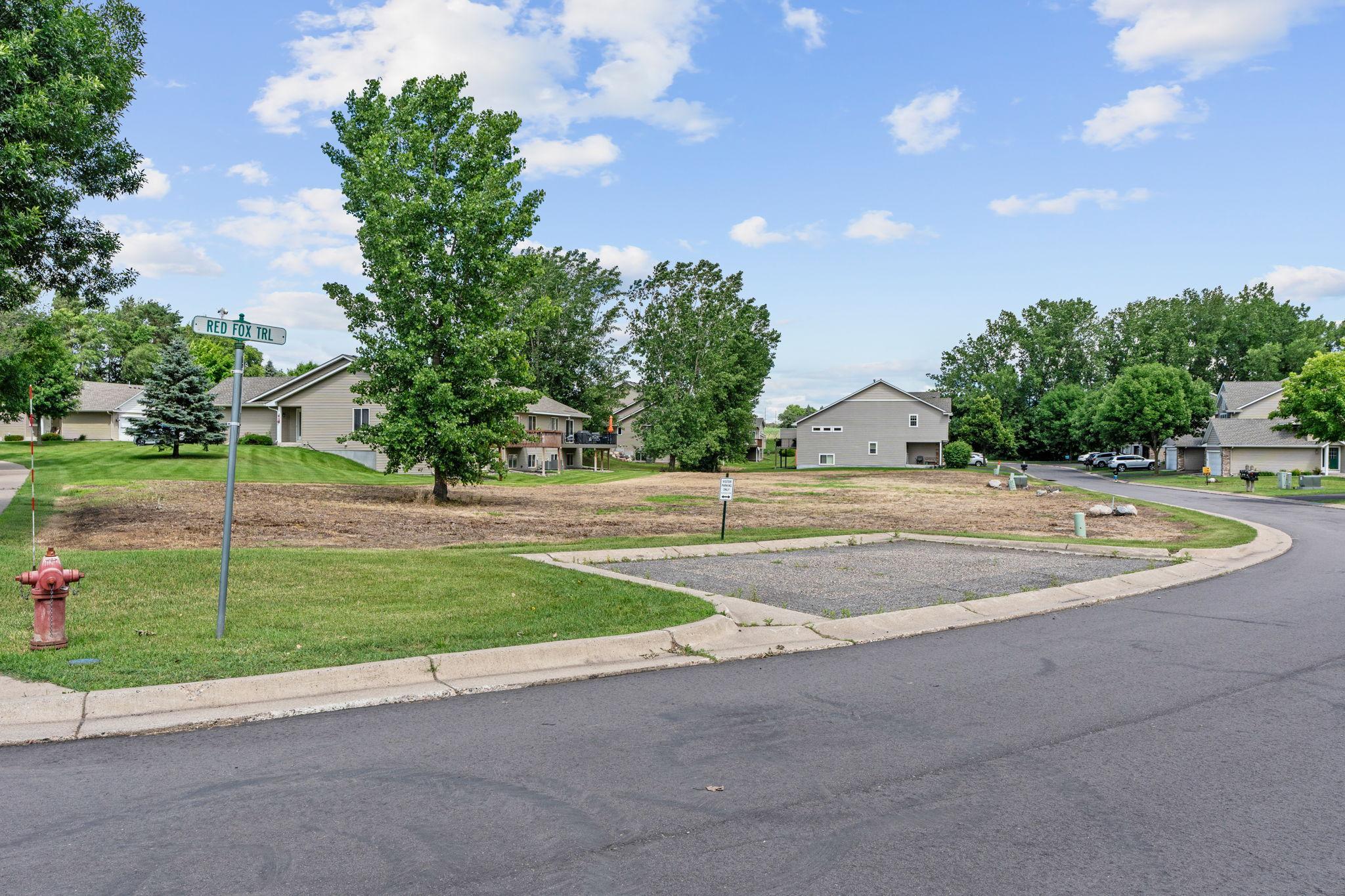 7621 Red Fox Trail Property Photo 5