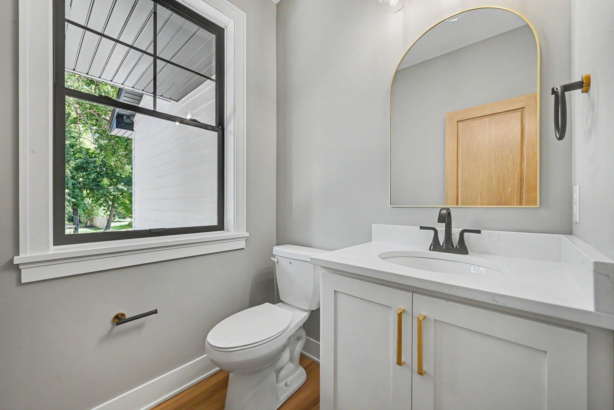 4044 Merriam Road Property Photo 17