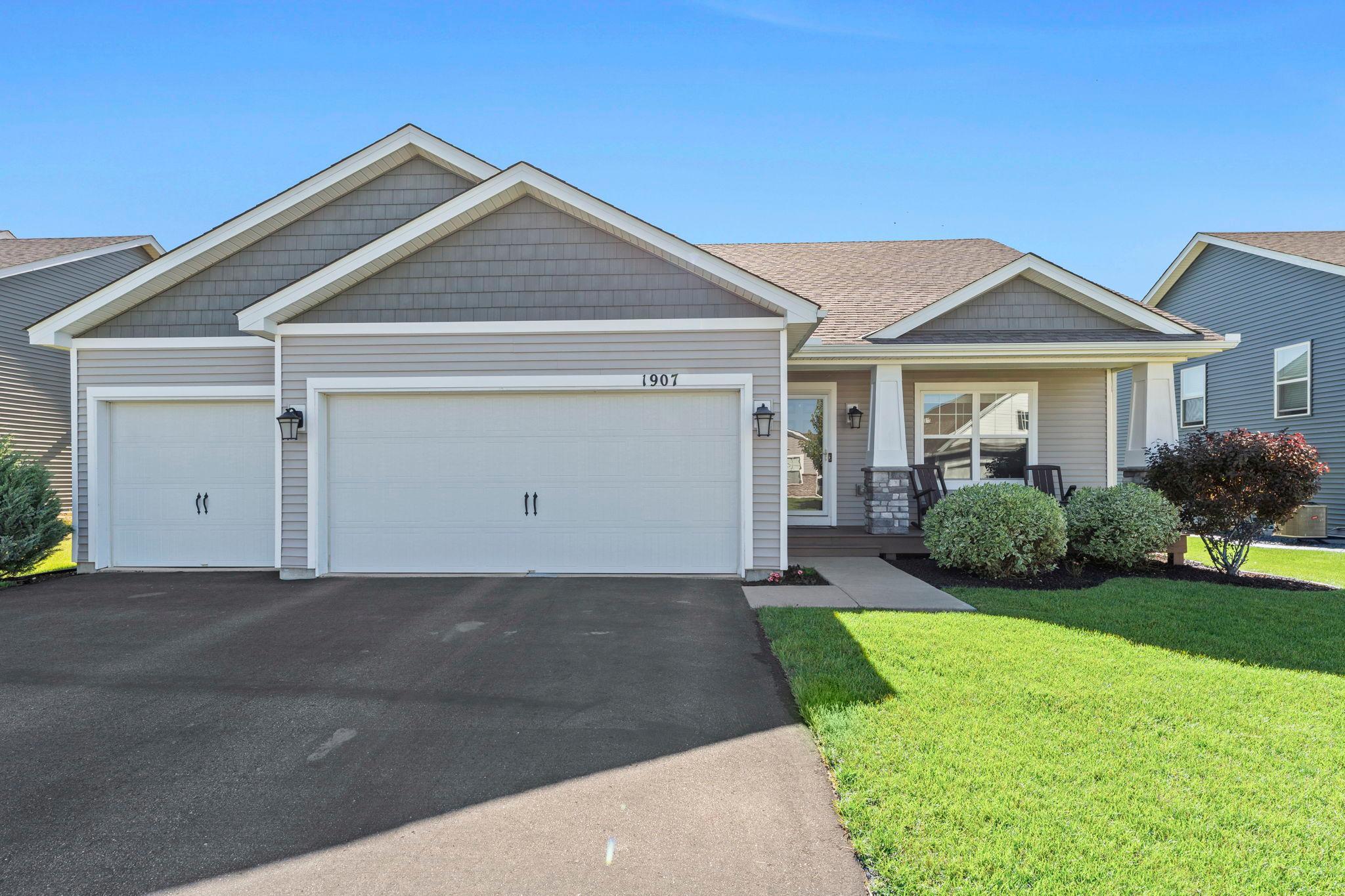 1907 Meridian Curve Property Photo 12