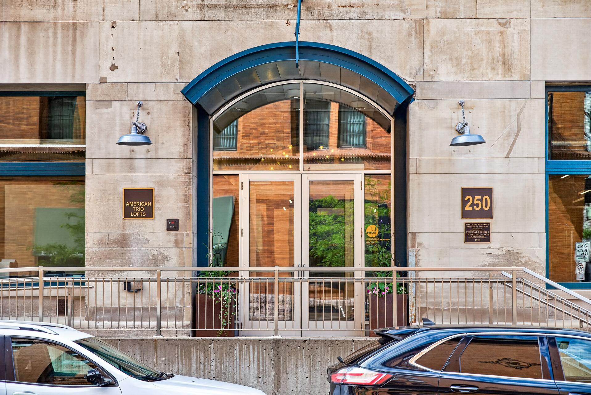 250 Park Avenue 502