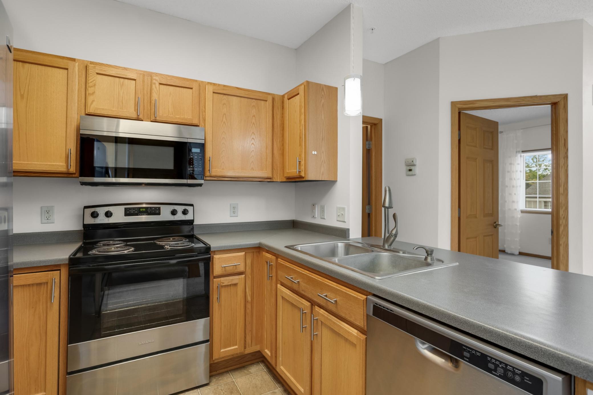 6580 Olive Lane N Property Photo 6