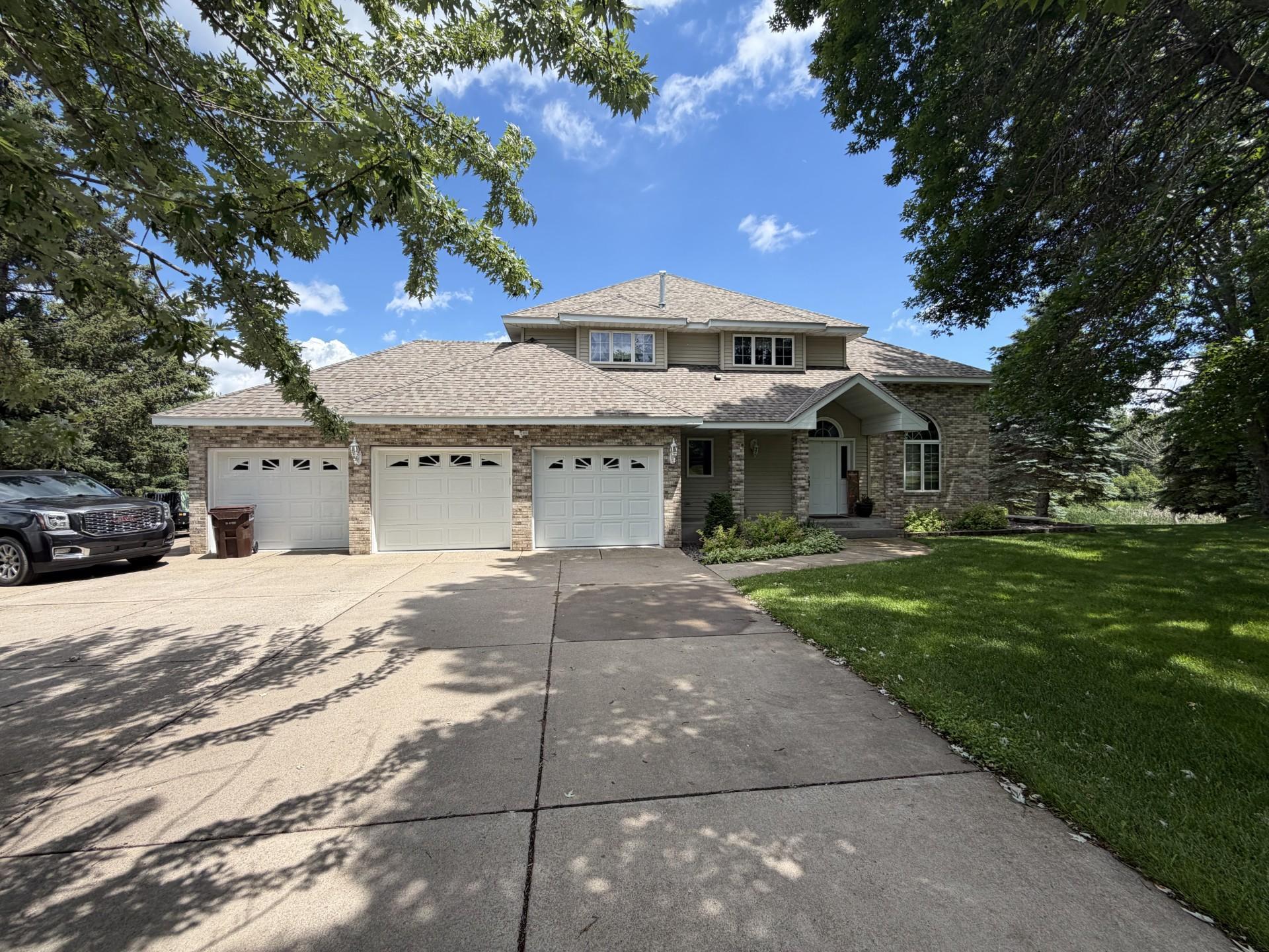 11976 Banyon Avenue Nw Property Photo 2