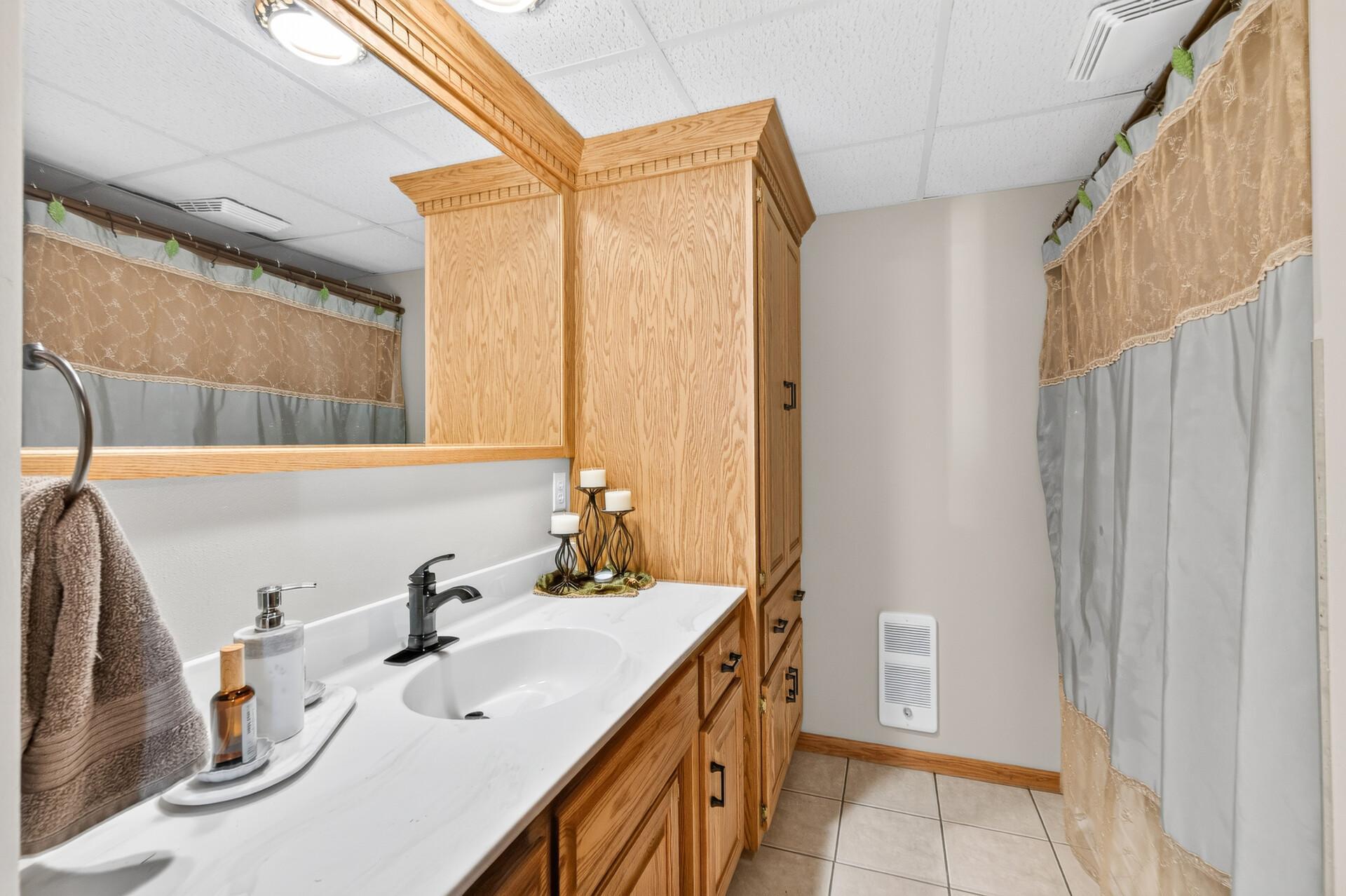 11976 Banyon Avenue Nw Property Photo 34