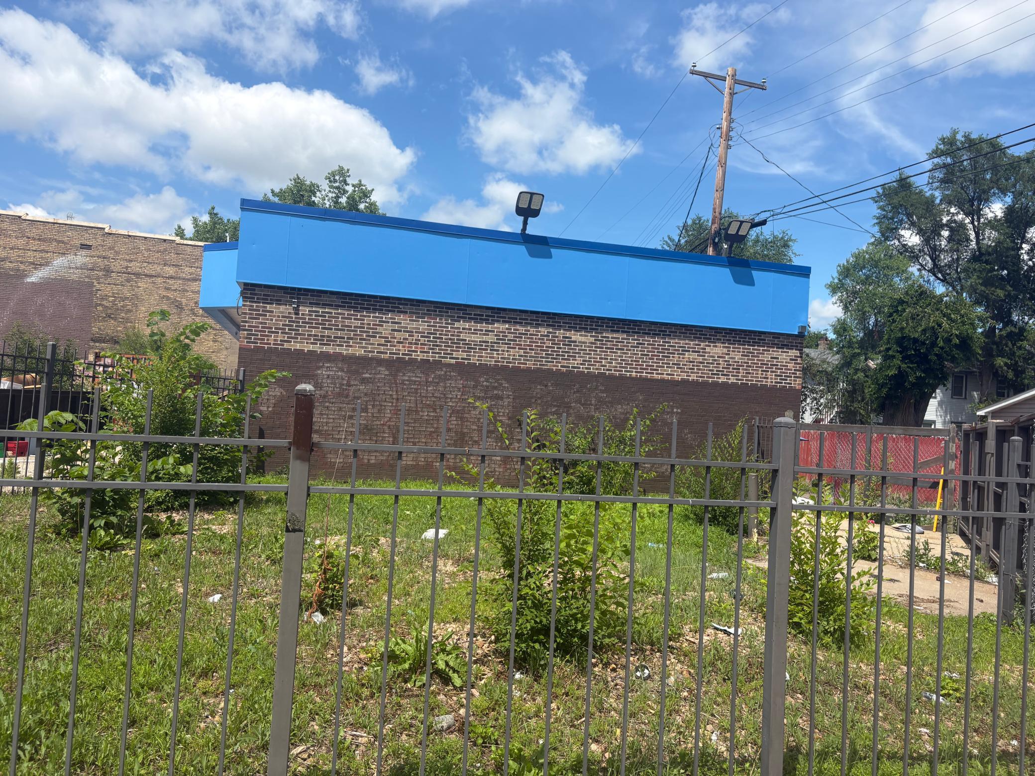 2445 Bloomington Avenue Property Photo 1
