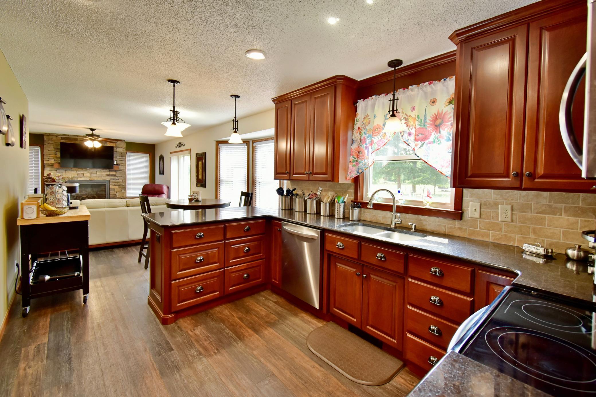 8550 Timberlane Loop Nw Property Photo 12