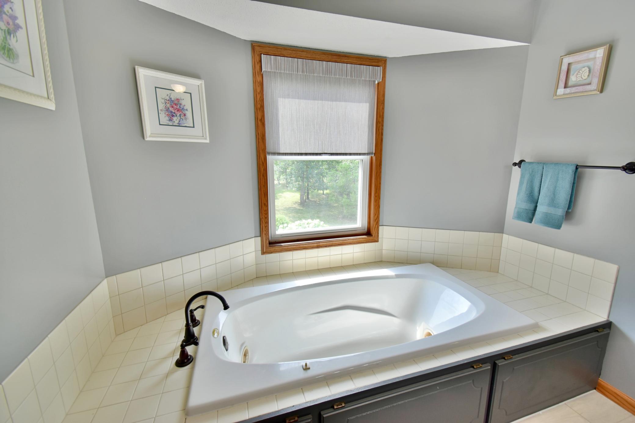 8550 Timberlane Loop Nw Property Photo 35