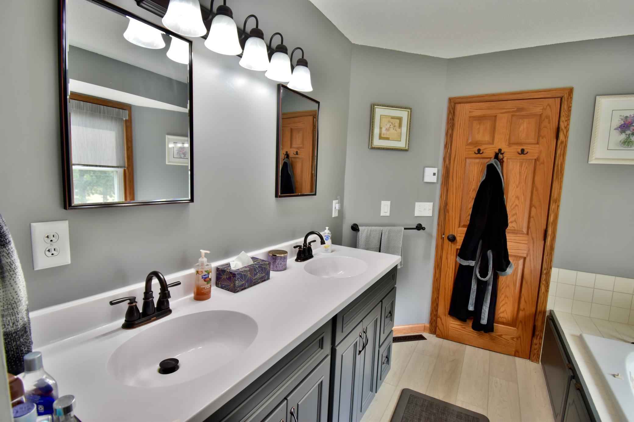 8550 Timberlane Loop Nw Property Photo 36