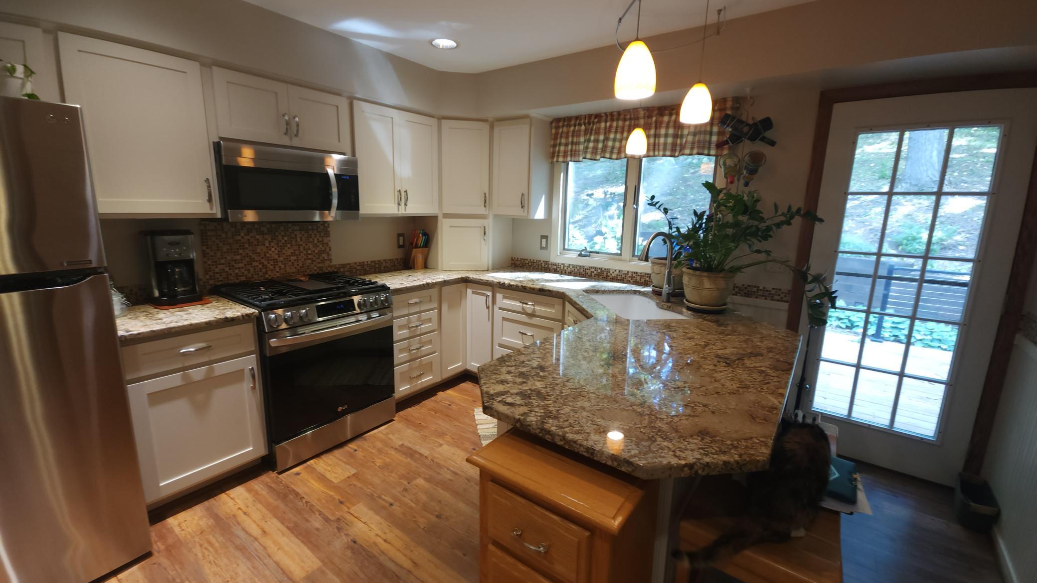 2510 Northern Hills Court Ne Property Photo 6