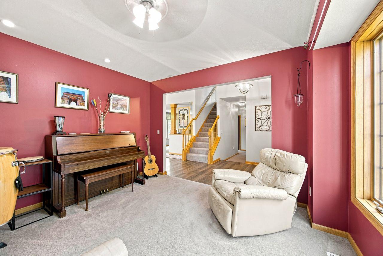 365 Linda Circle Property Photo 7