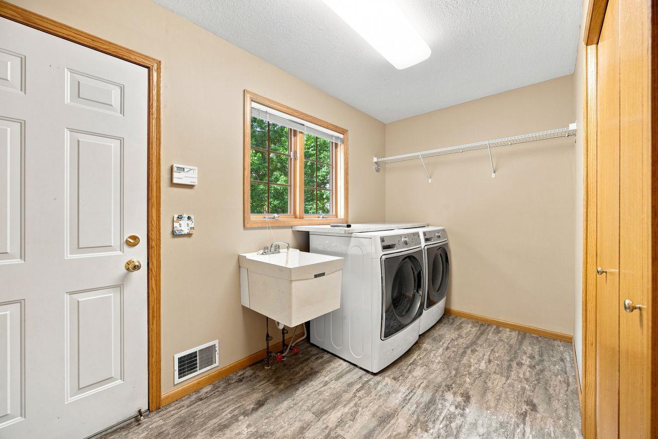 365 Linda Circle Property Photo 34