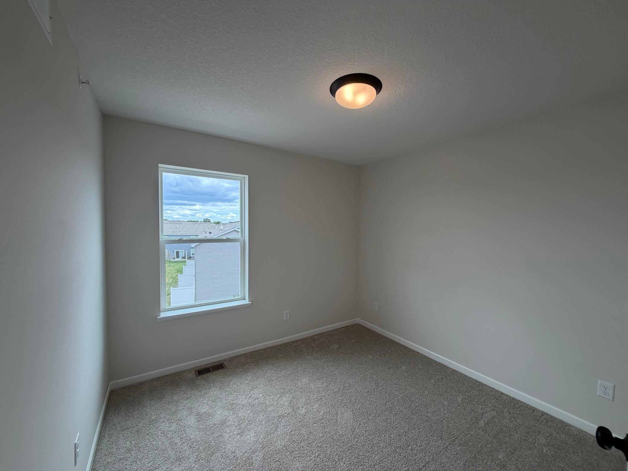 13614 Willow Drive Property Photo 10