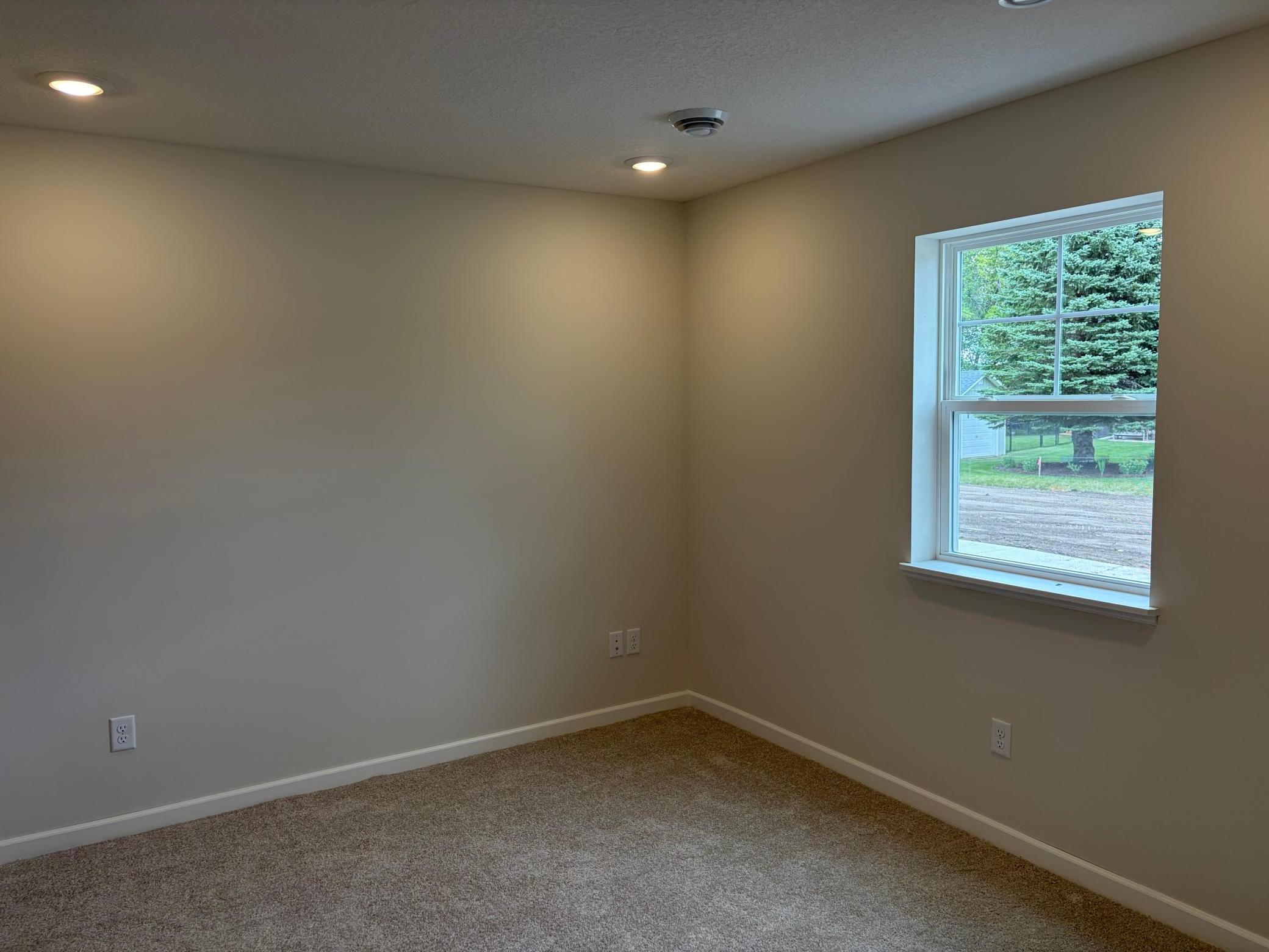 13614 Willow Drive Property Photo 11