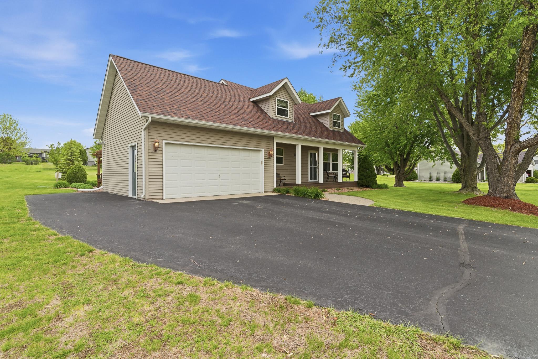 4488 Roberds Lake Trail Property Photo 3