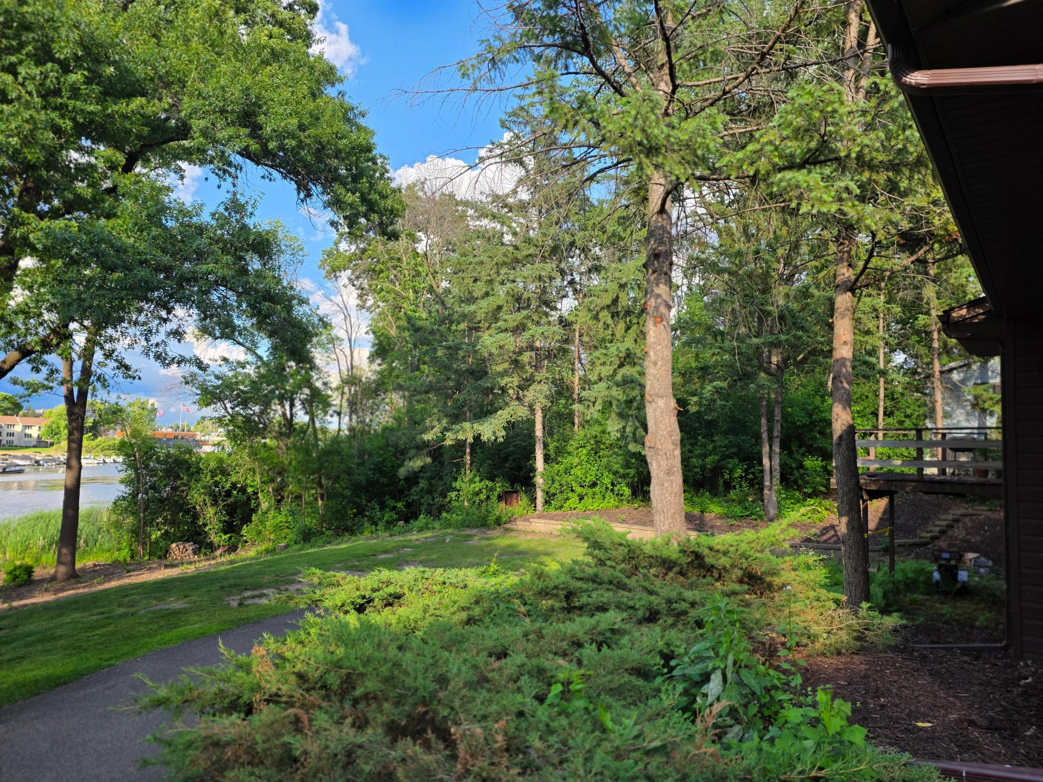 6668 Rustic Road Se Property Photo 8