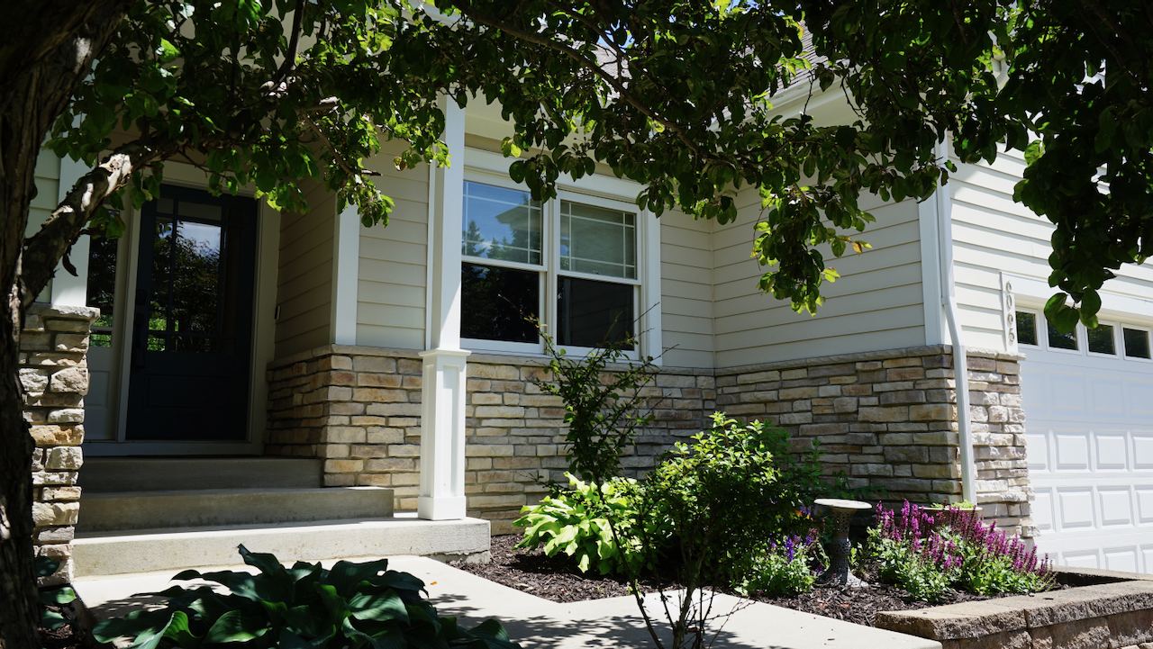 6065 Seamans Drive Property Photo 4