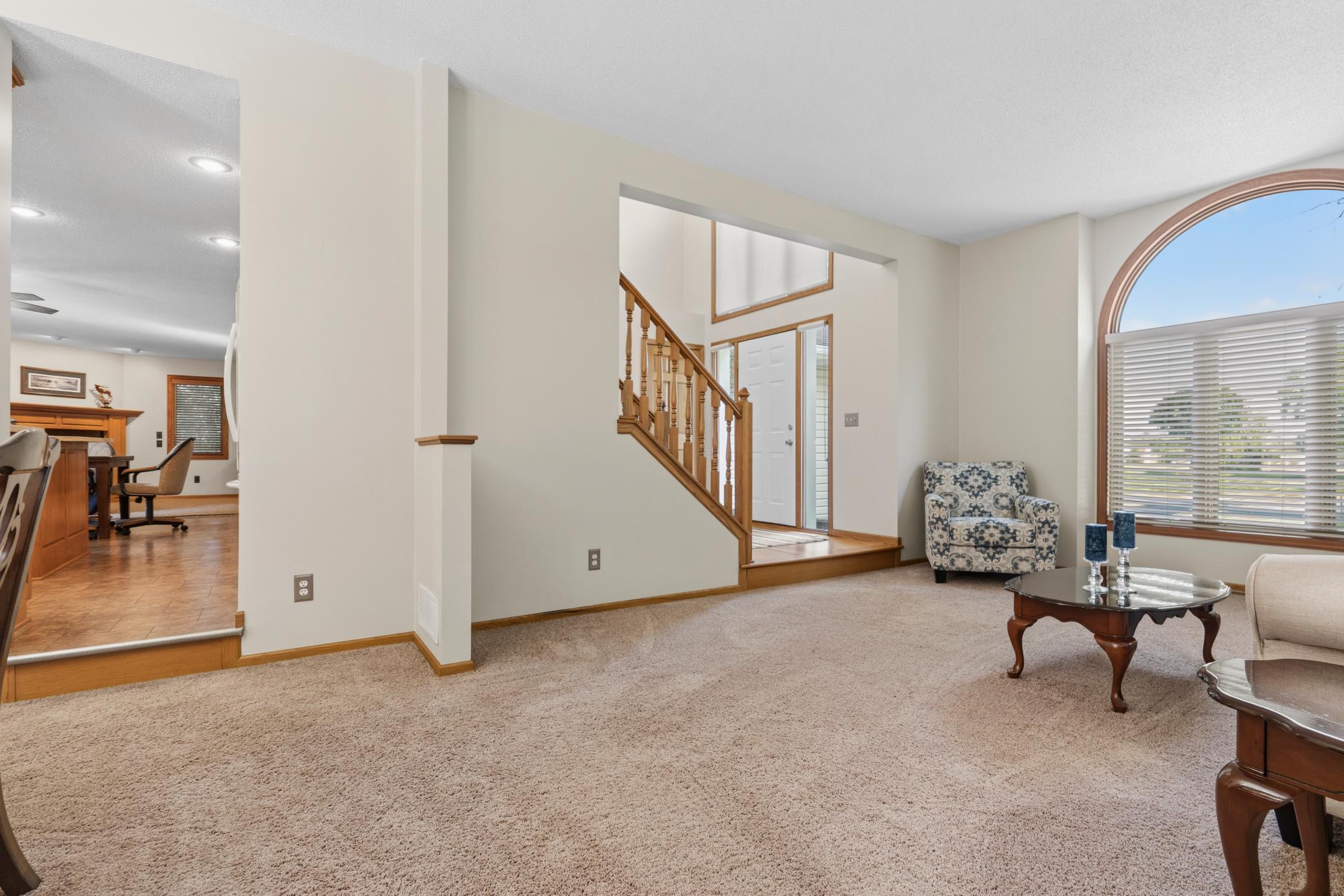 1432 Cloud Drive Ne Property Photo 3