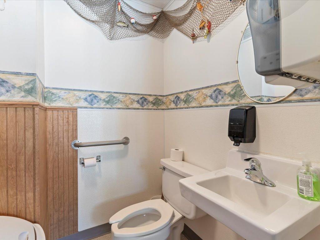 20470 State 226 Property Photo 40